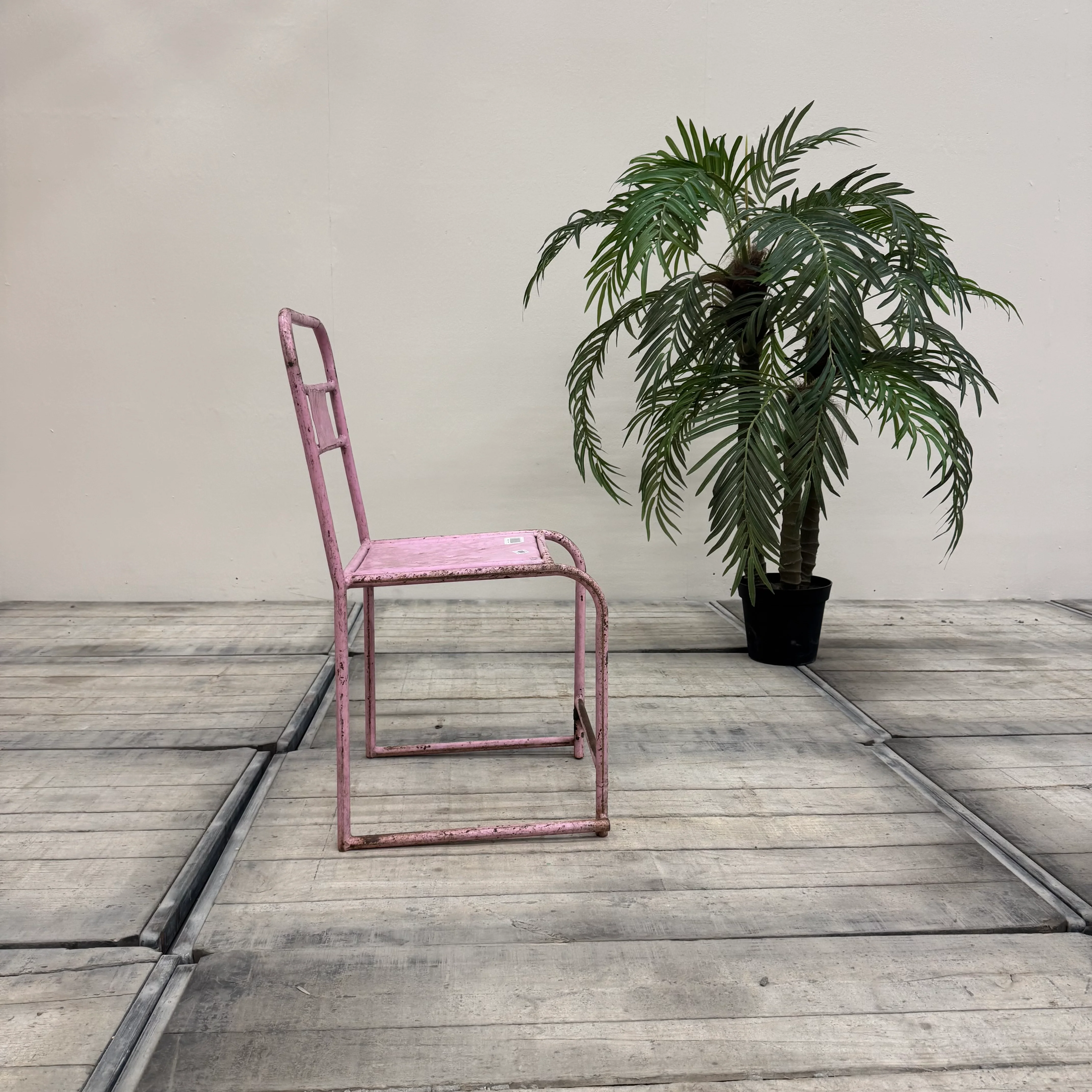 Vintage Stuhl Pink Metall Industrial Shabby Chic Gebraucht - Image 3