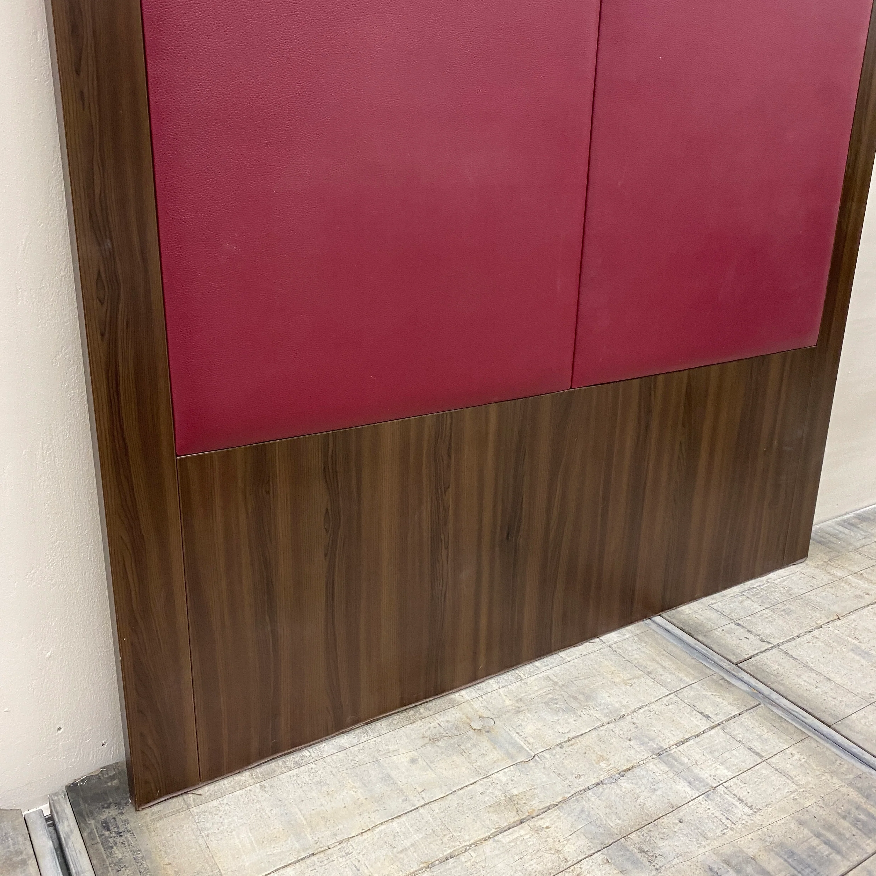 Bettkopfteil 160cm Kunstleder Bordeaux Eiche Dunkel Gebraucht - Image 6