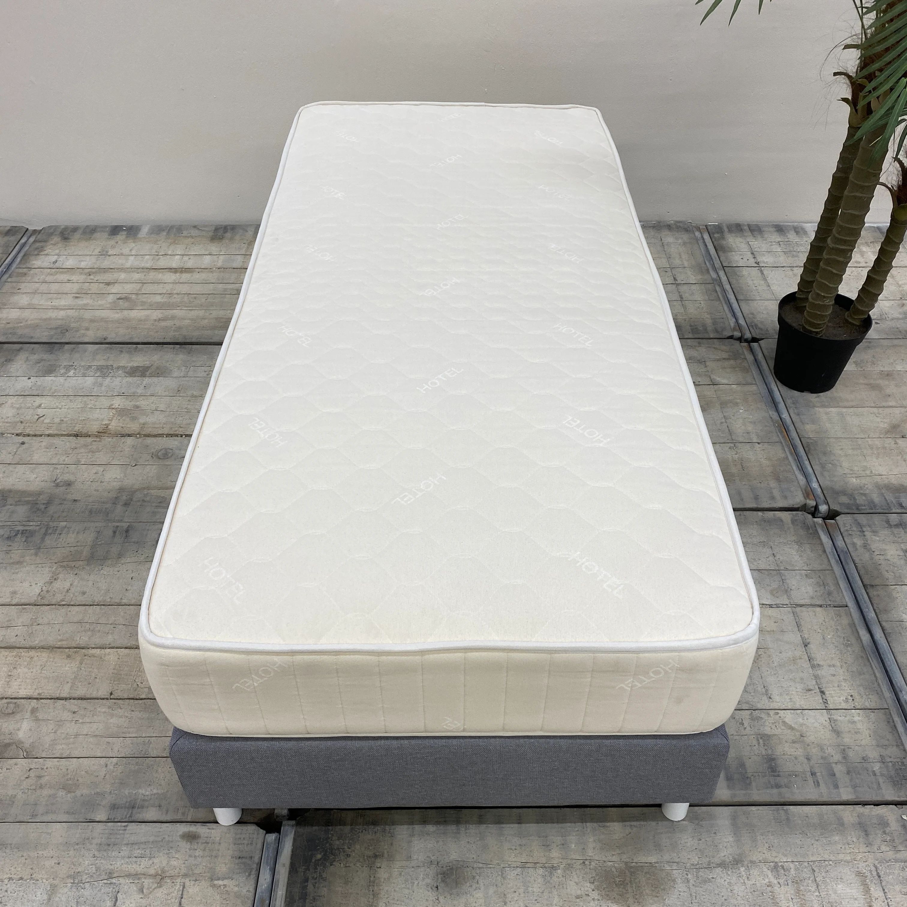 Boxspringbett 90x200 Grau Inkl. Federkern Matratze Bett Gebraucht - Image 3