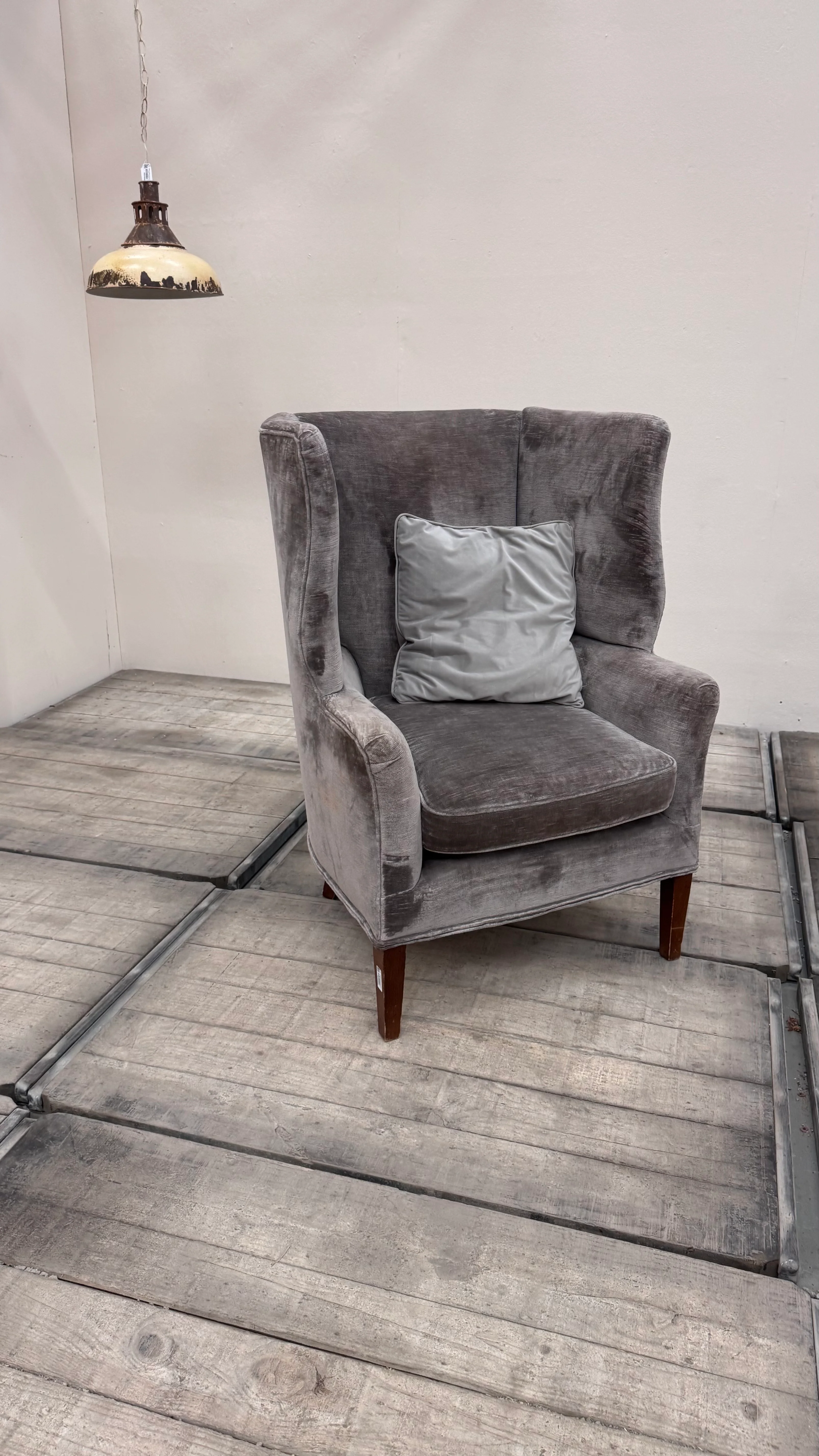 Eleganter Ohrensessel in Samt-Optik grau Sessel 5-Sterne Schlosshotel - Image 7