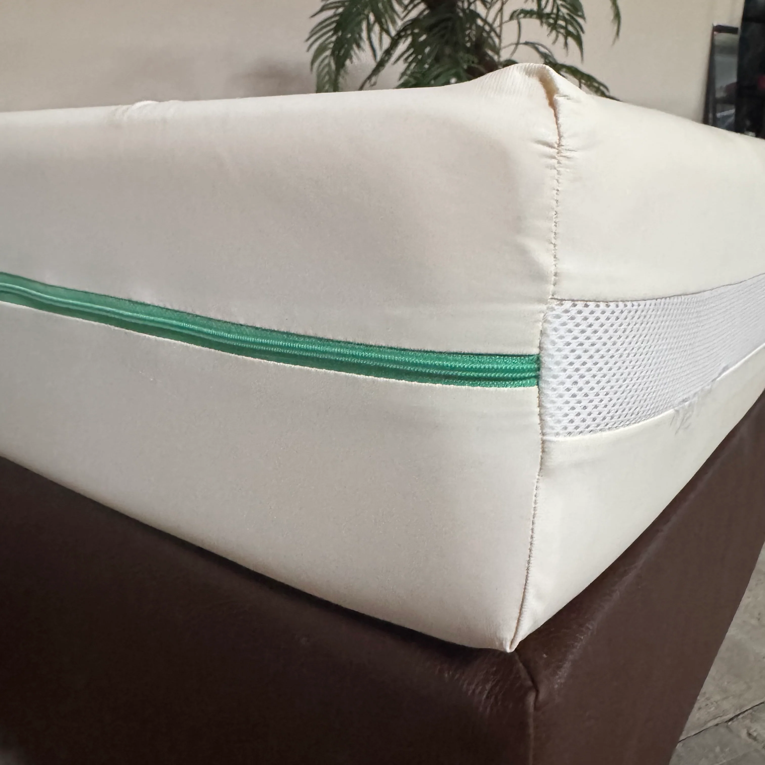 Boxspringbett Einzelbett 90x200 mit Kaltschaum Matratze Braun Leder Bett Gebraucht - Image 6