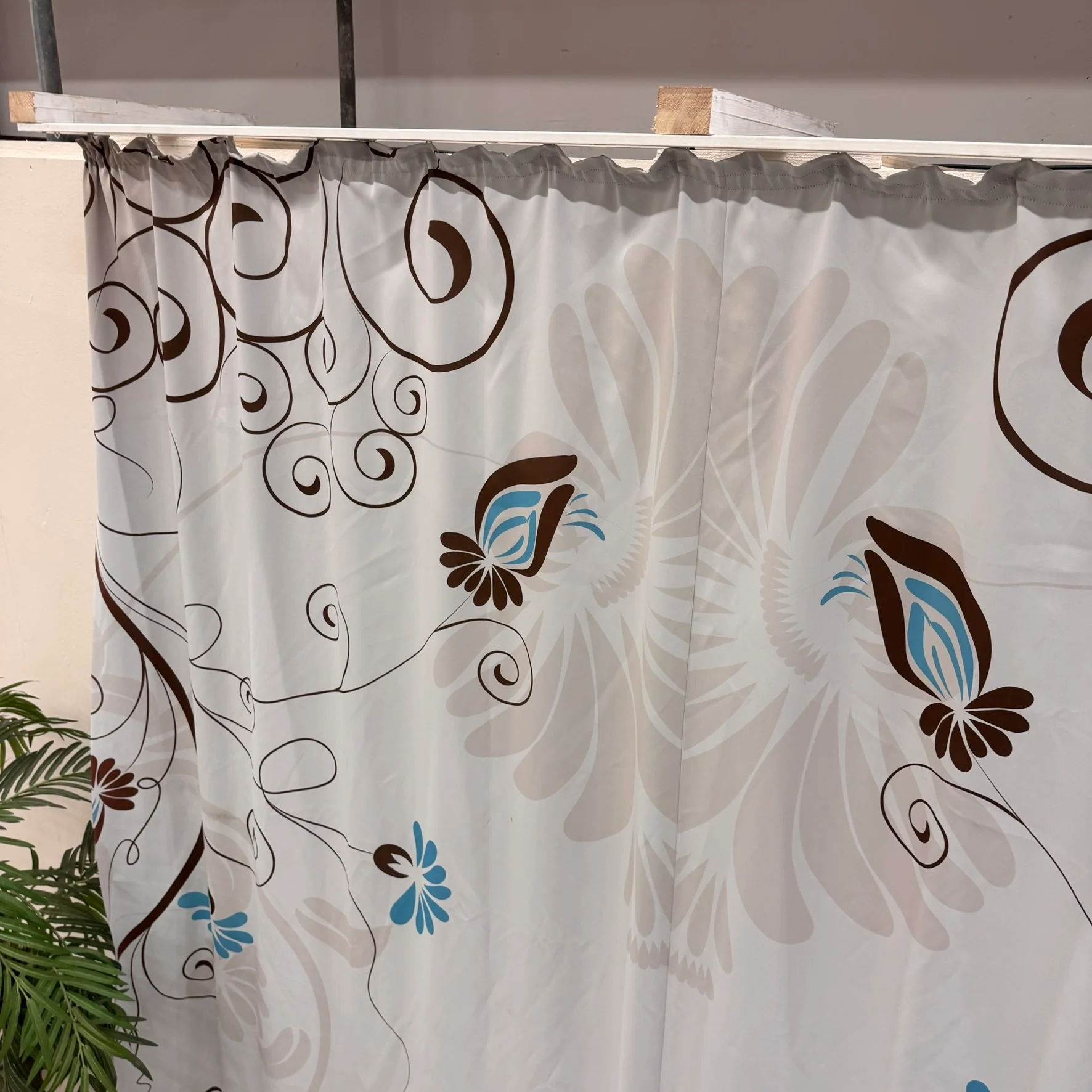 Gardine Lichtgrau Floral 155x250 Verdunkler Vorhang Gebraucht - Image 3
