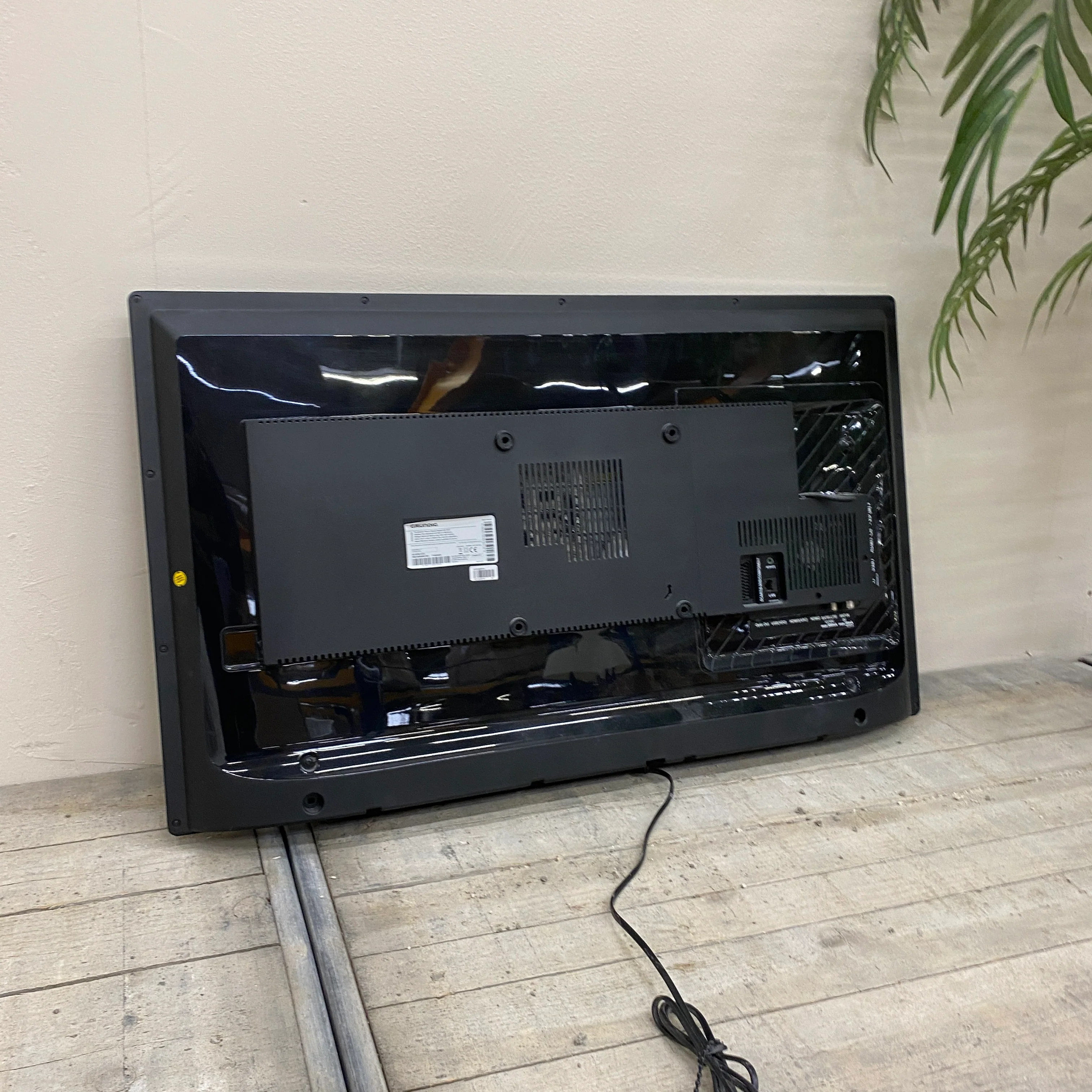 Grundig TV schwarz Fernseher 40 Zoll Gebraucht - Image 4