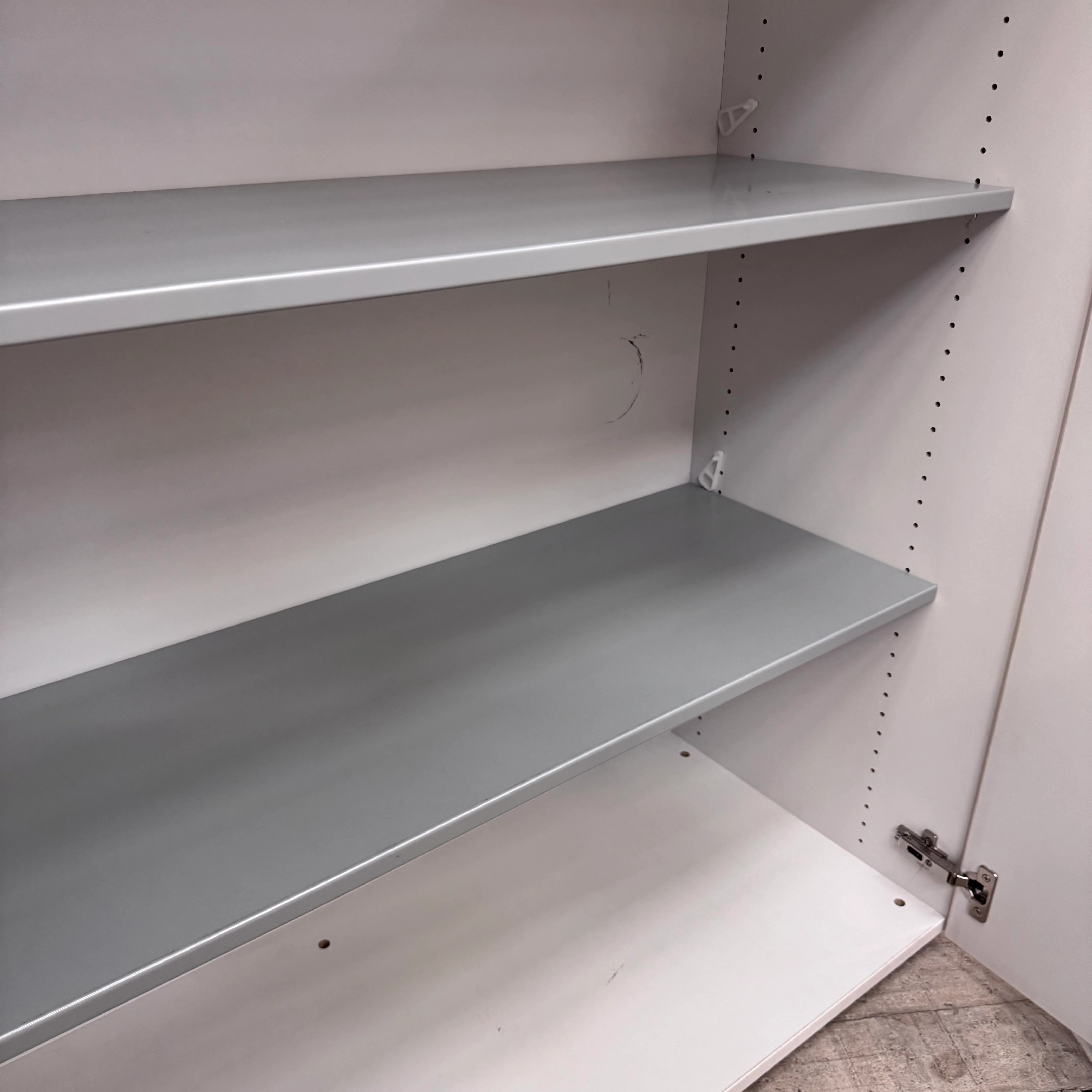 Planmöbel Highboard 120cm 3OH Lichtgrau Büro Schrank gebraucht - Image 6
