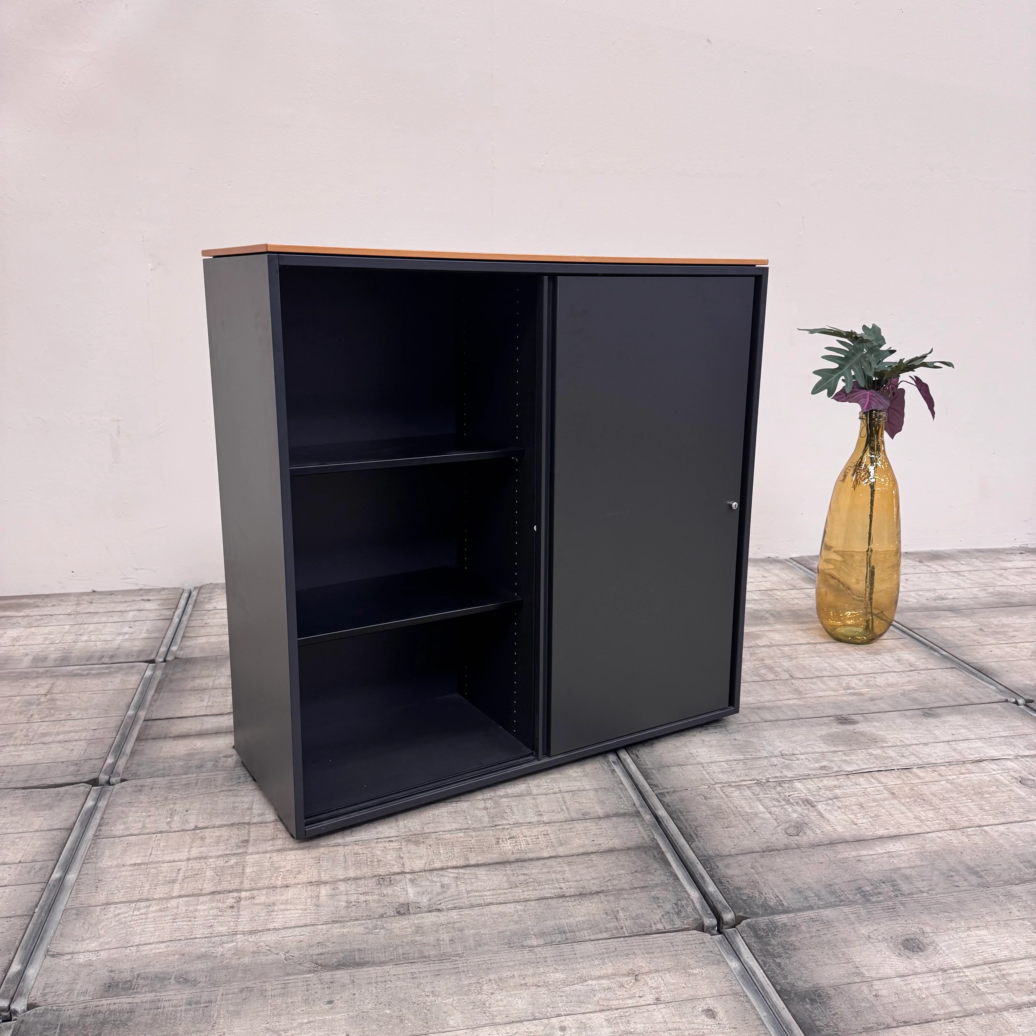 Planmöbel Highboard 120cm 3OH Anthrazit Holz Büro Schrank gebraucht