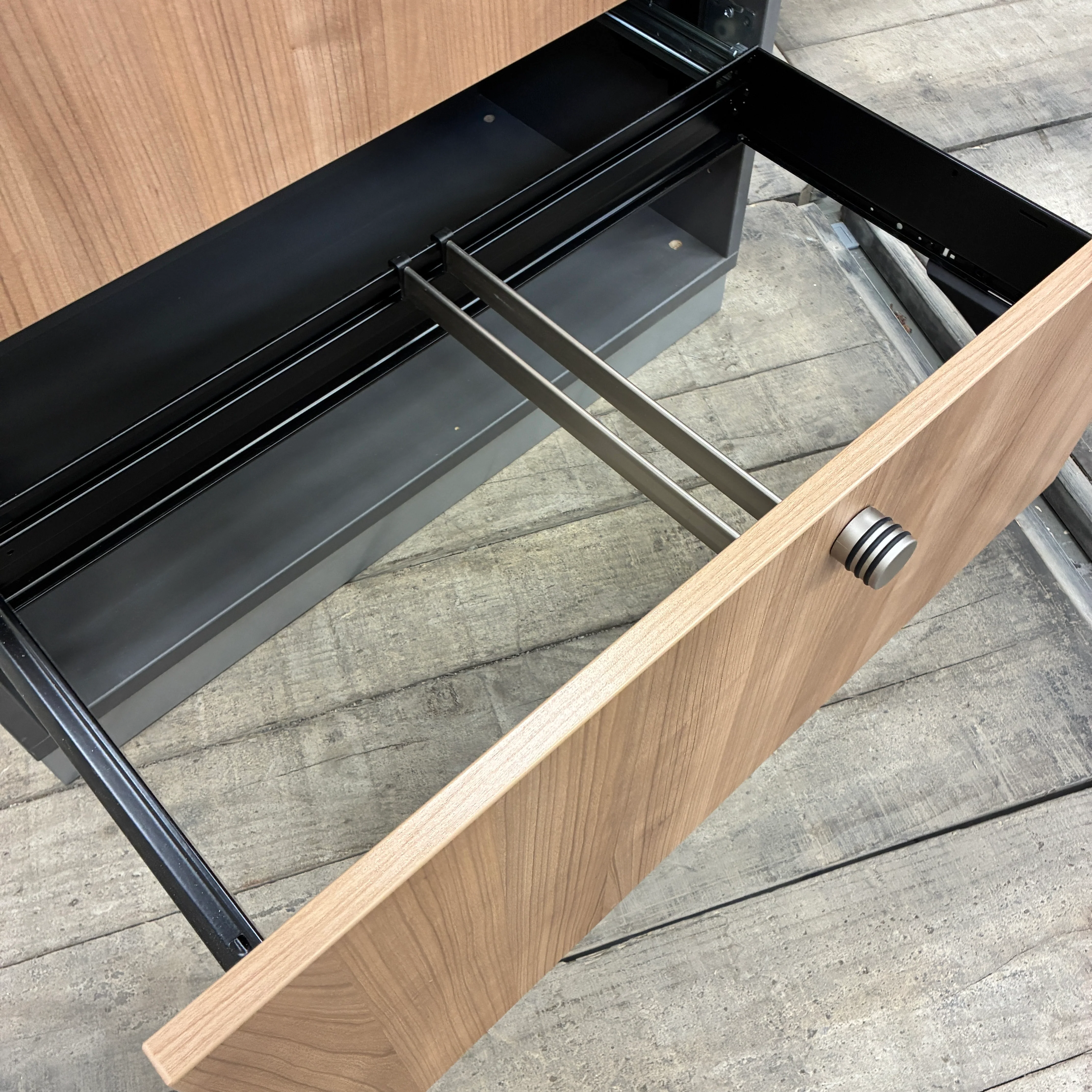Aktenschrank Hängeregister Holz mit Schubladen Büro Schrank Gebraucht - Image 3