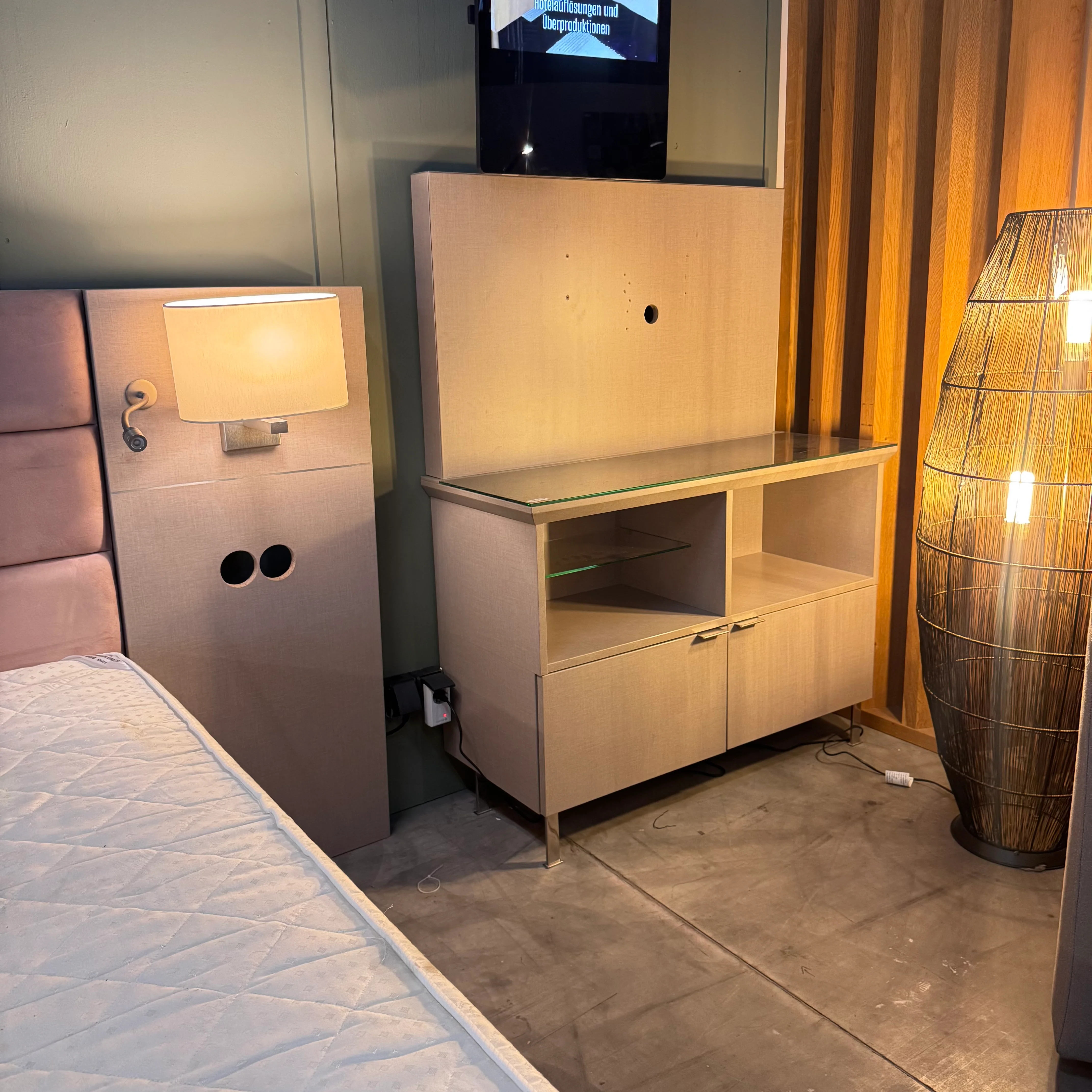 Komplettes Zimmer Crowne Plaza Berlin - Image 4