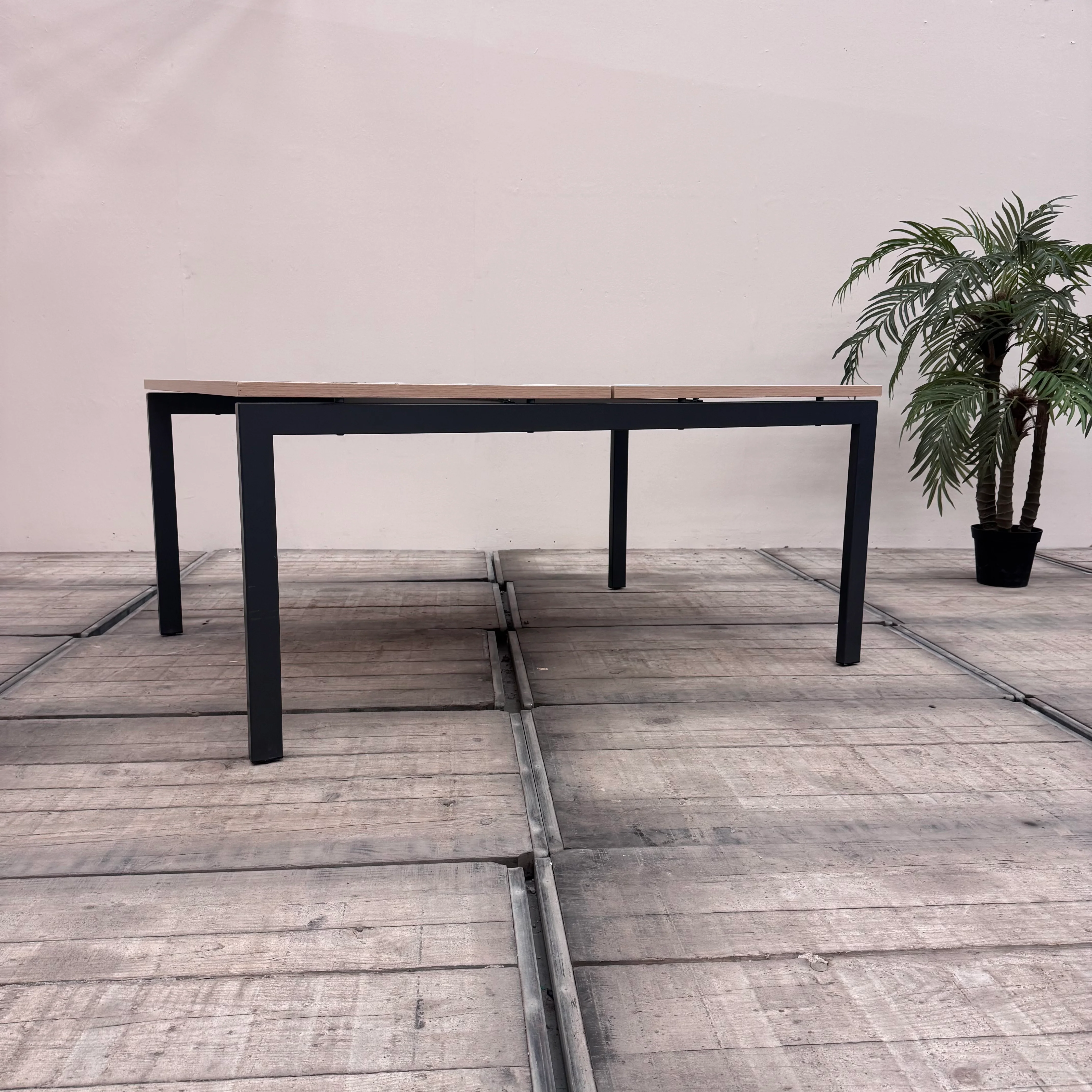 MDD Doppel-Schreibtisch für 2 Arbeitsplätze Bench-System Büro Gebraucht - Image 3