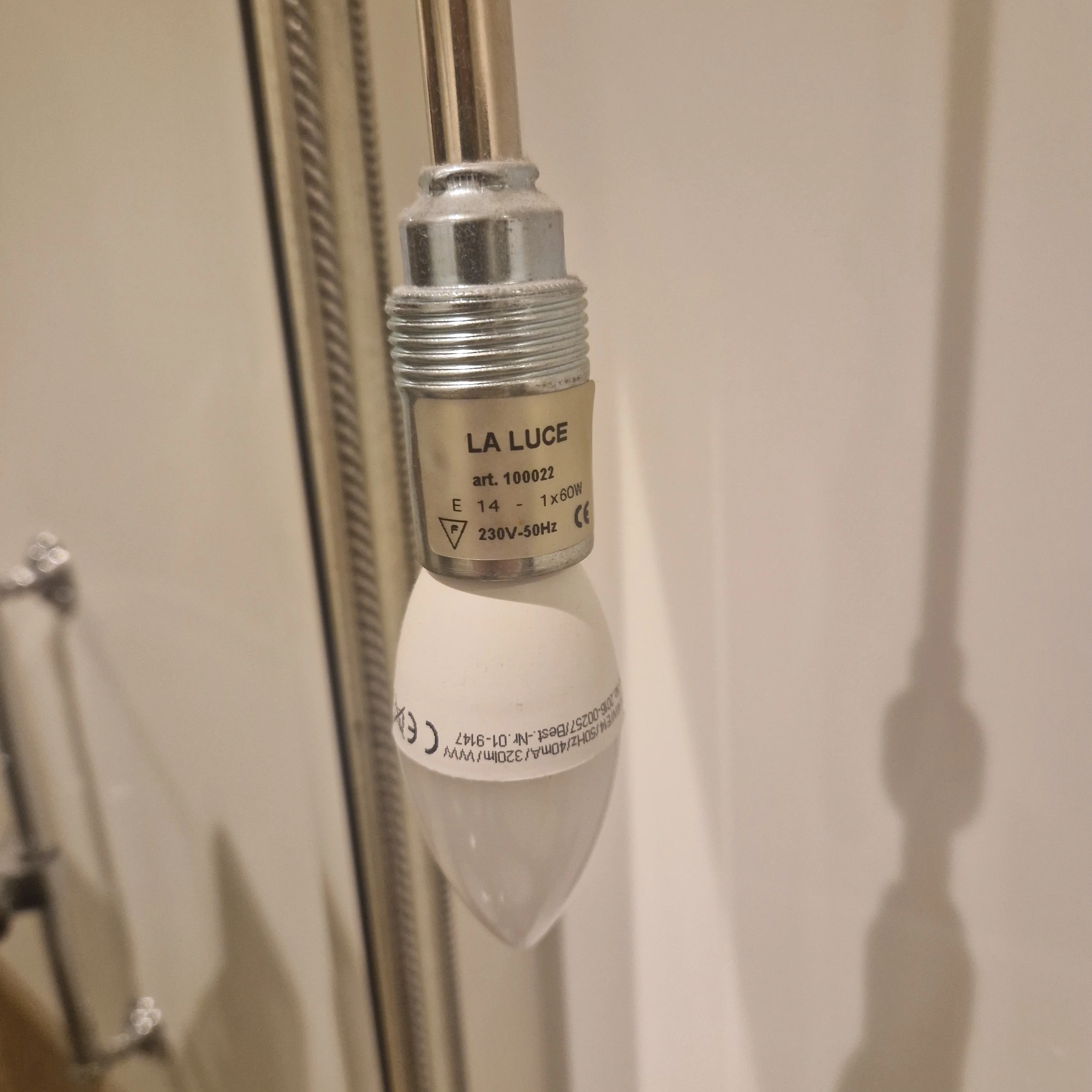 La Luce Leuchte zylindrisch weiß Glas - Atlantic Hotel Hamburg - Lampe gebraucht - Image 10