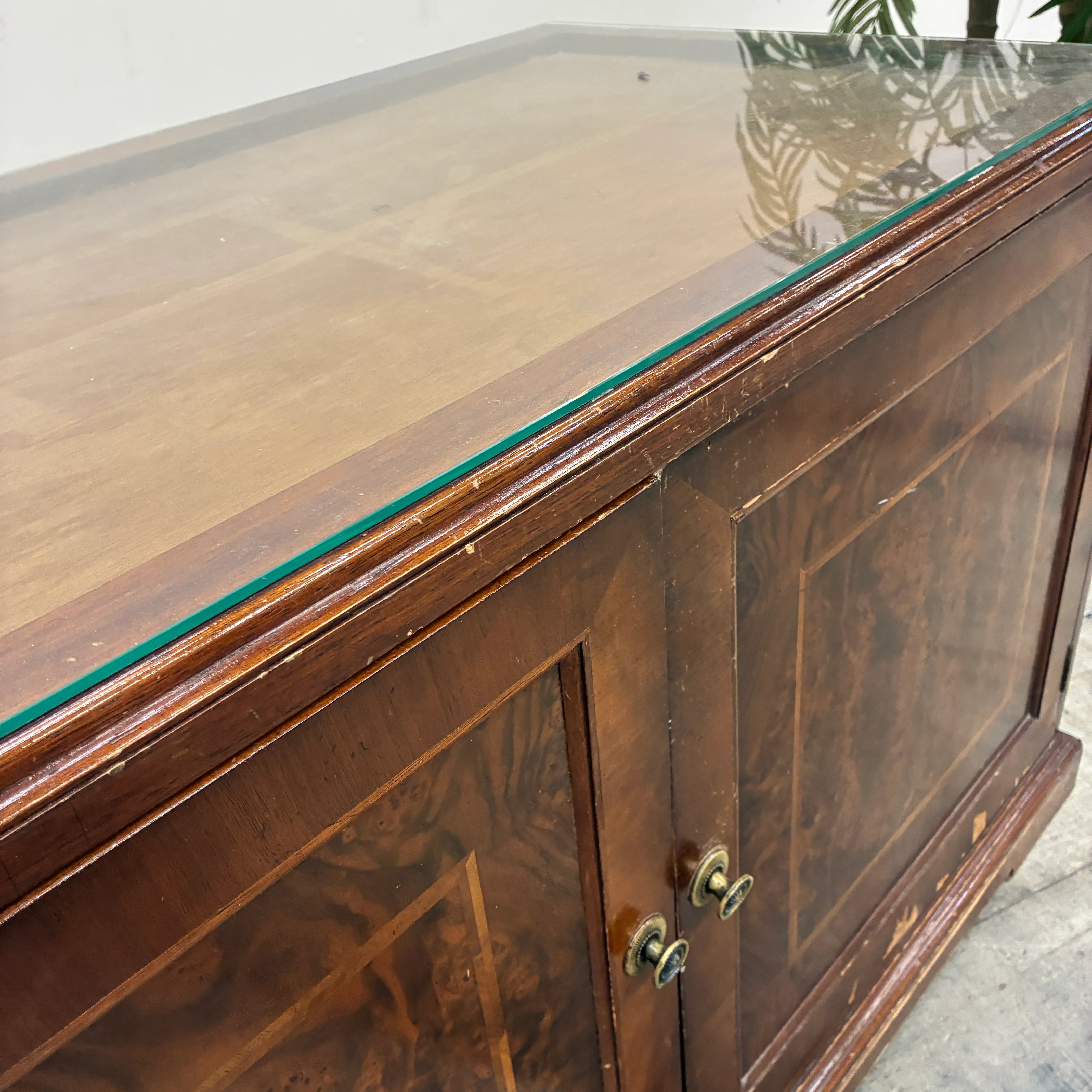 Sideboard mit integrierter Minibar Holz Klassisch Kommode Gebraucht - Image 2