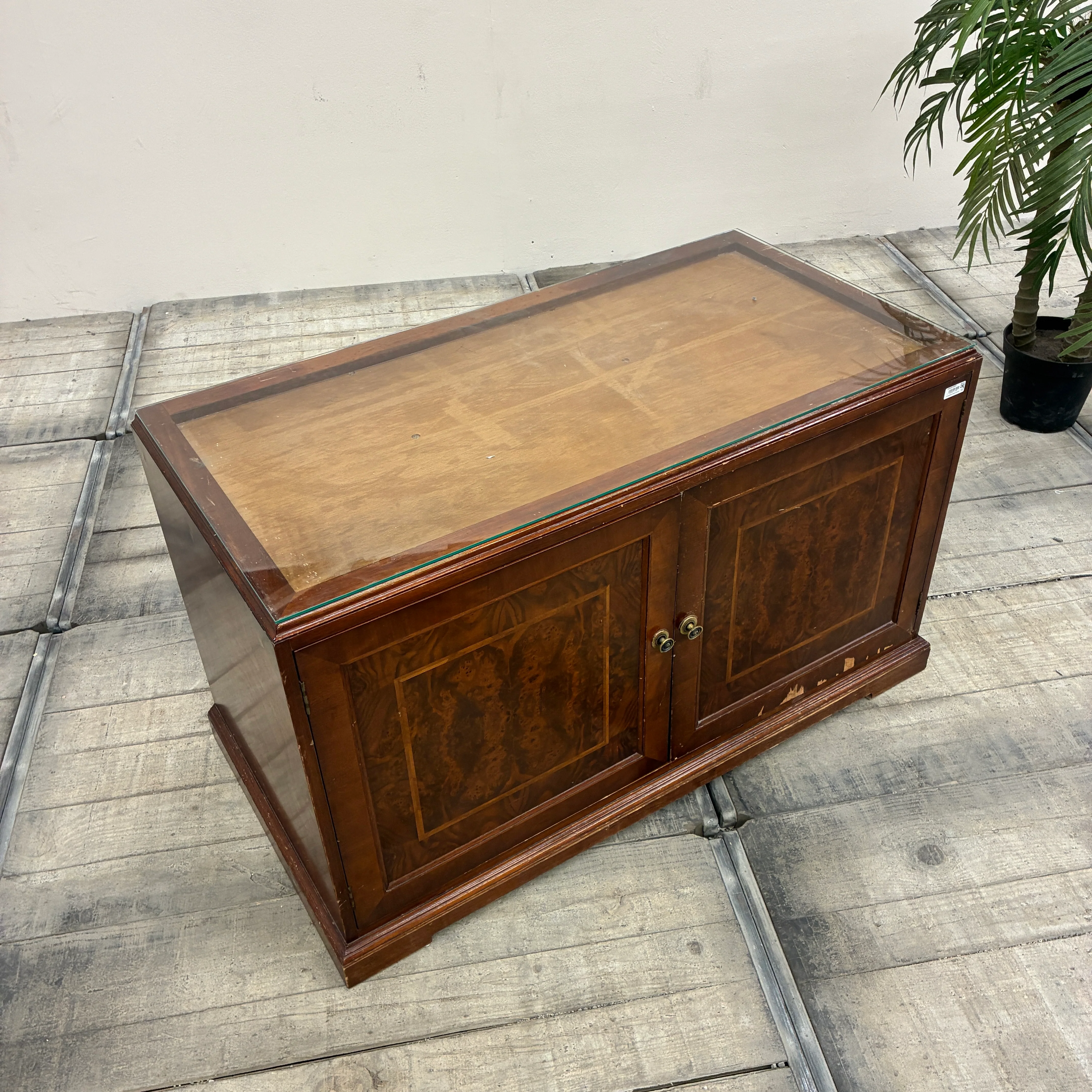 Sideboard mit integrierter Minibar Holz Klassisch Kommode Gebraucht - Image 3