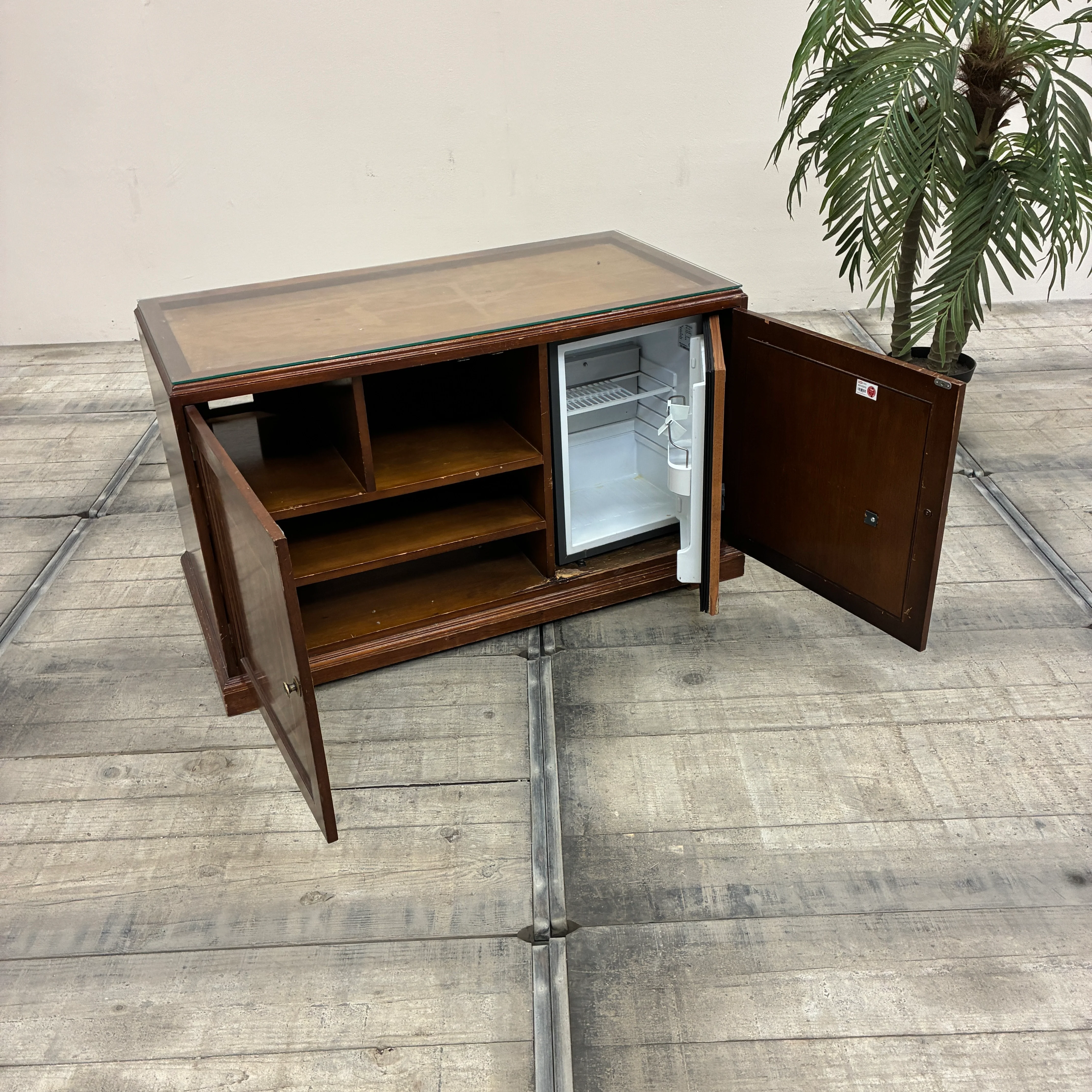 Sideboard mit integrierter Minibar Holz Klassisch Kommode Gebraucht - Image 4