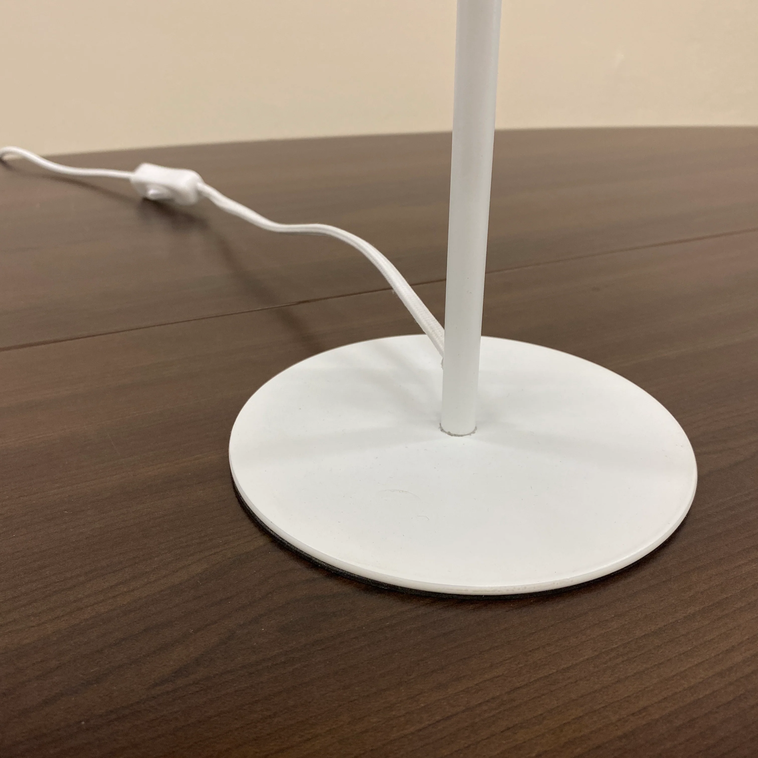 Nordlux Ellen Tischleuchte Weiß Metall Pilzlampe Lampe Gebraucht - Image 4