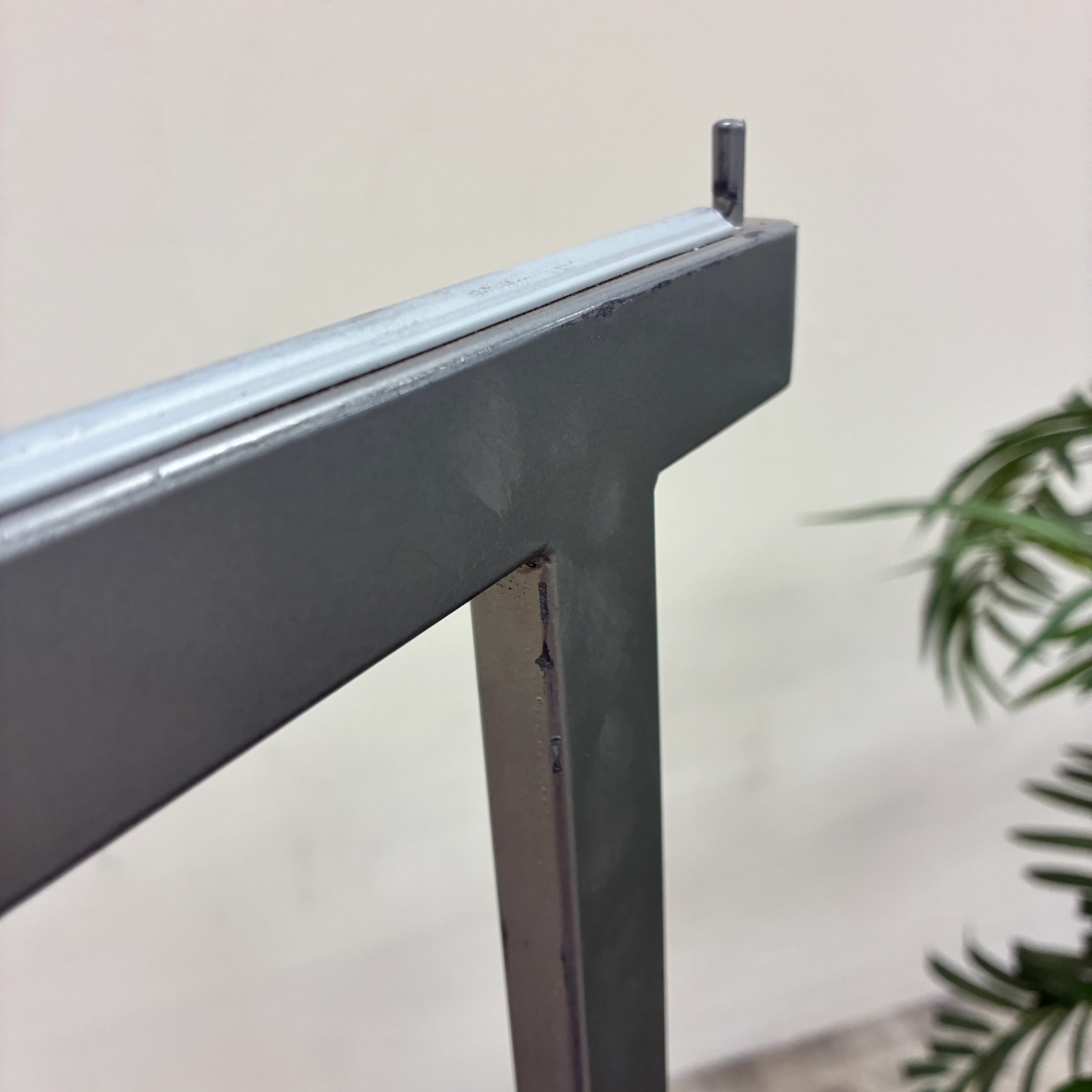 Kleiderständer Design-Ständer Metall Schwarz Silber modern Gebraucht - Image 7