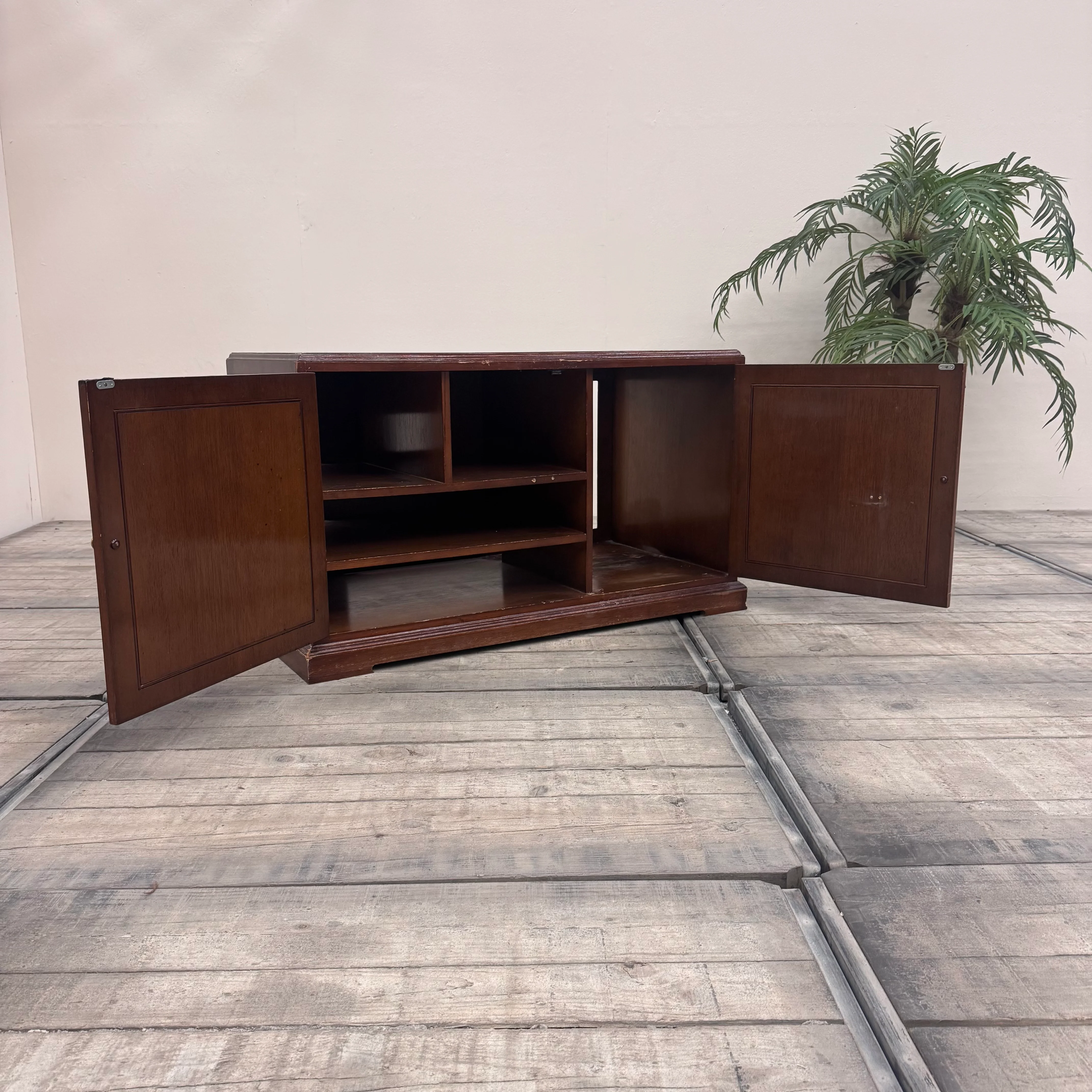 Exklusive Kommode Wurzelholz mit feinen Intarsien Sideboard Stilmöbel - Image 2