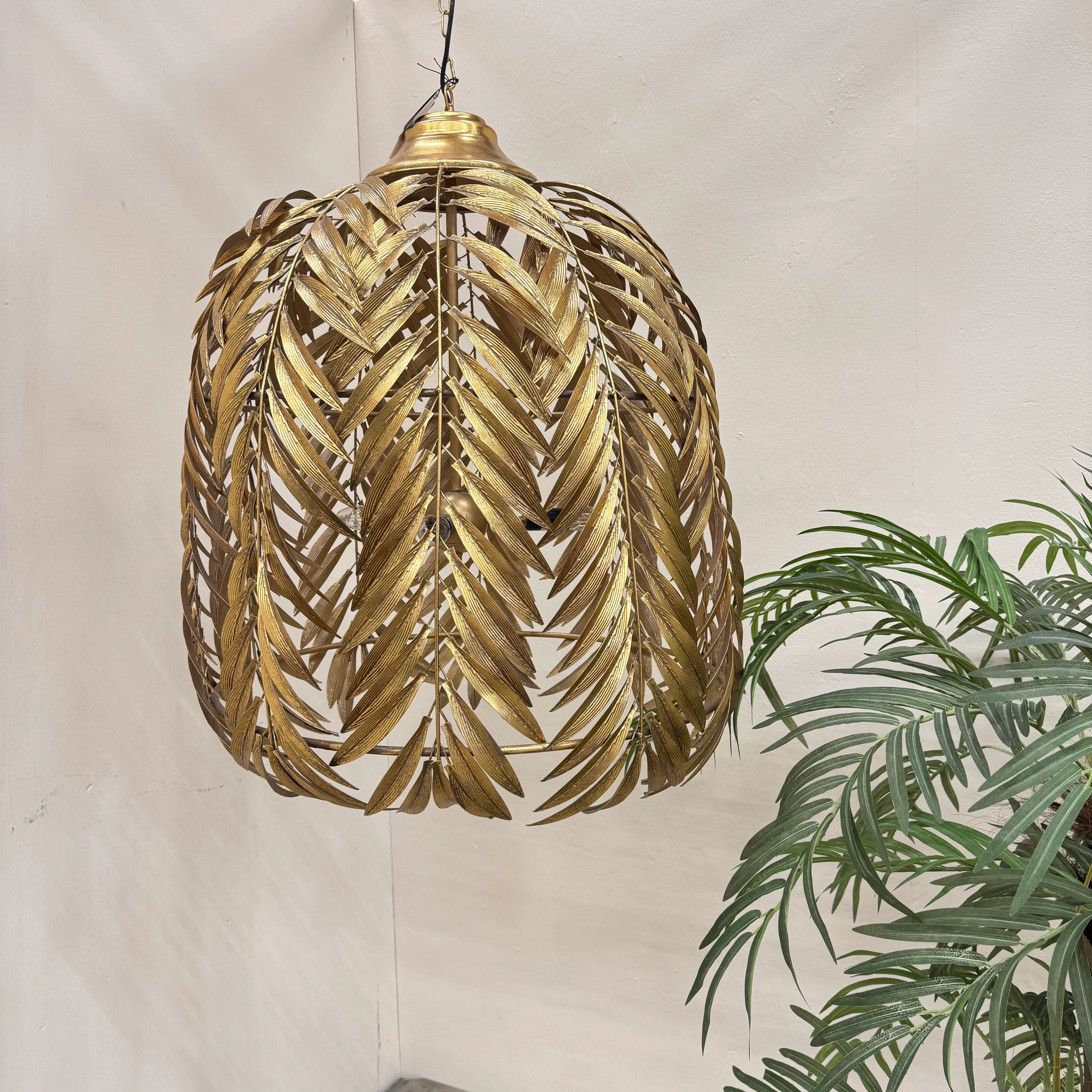PTMD Mea Hängeleuchte Pendellampe Gold Metall Palmenblätter - Image 5