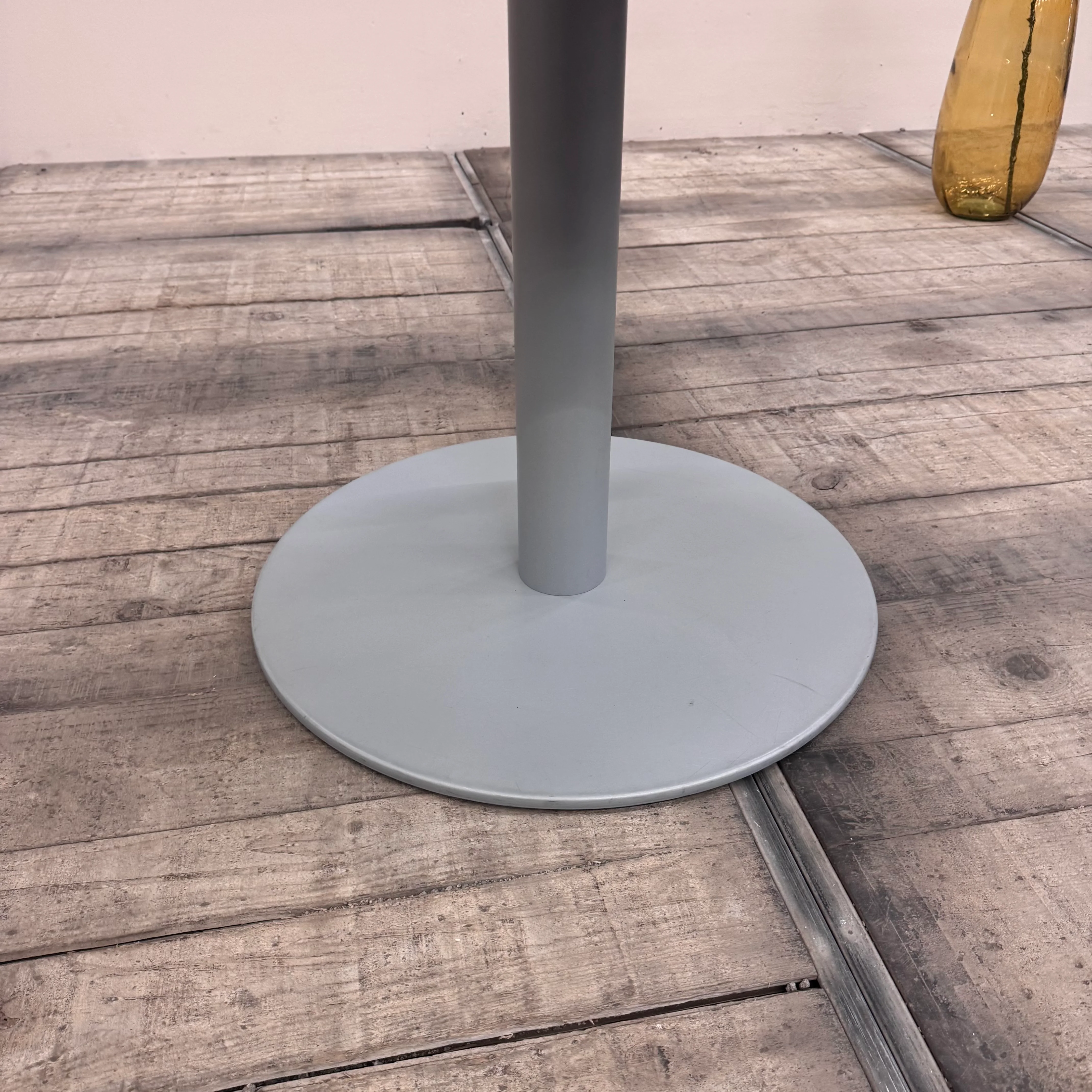 Runder OKA Bürotisch Schwarz Holz Büro Tisch 90cm gebraucht - Image 4