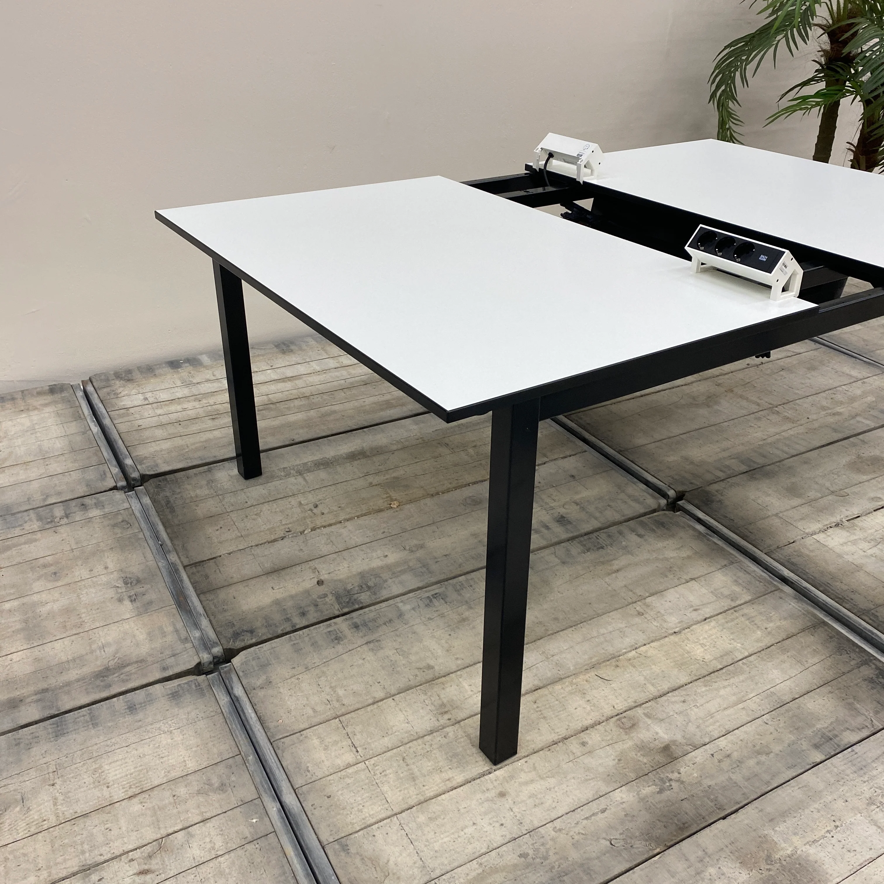 Schreibtisch Weiß Schwarz Metall 160x210 120cm Tisch Gebraucht - Image 12