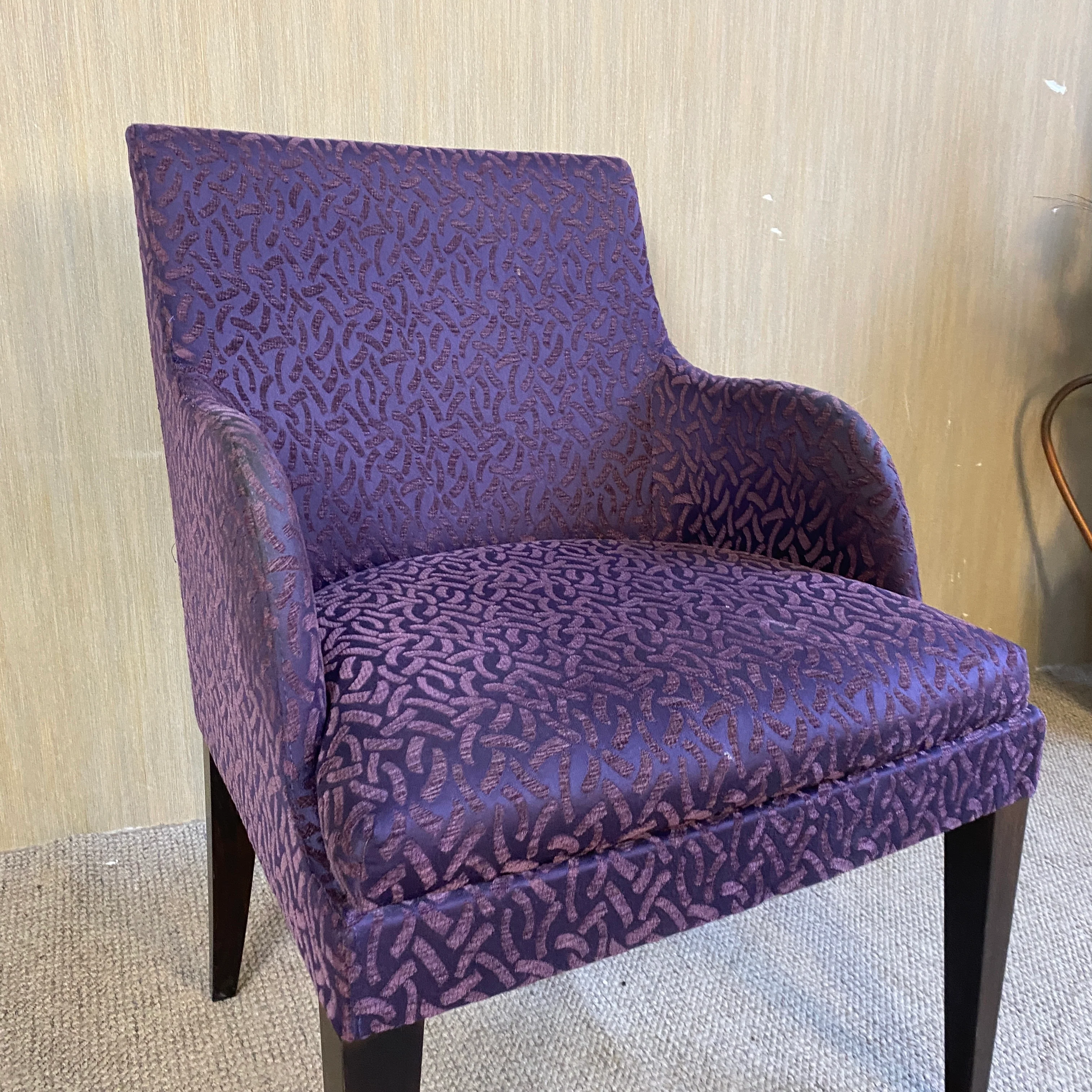 Stuhl violett Atlantic Hotel Hamburg – hochwertiger Polsterstuhl gebraucht - Image 4