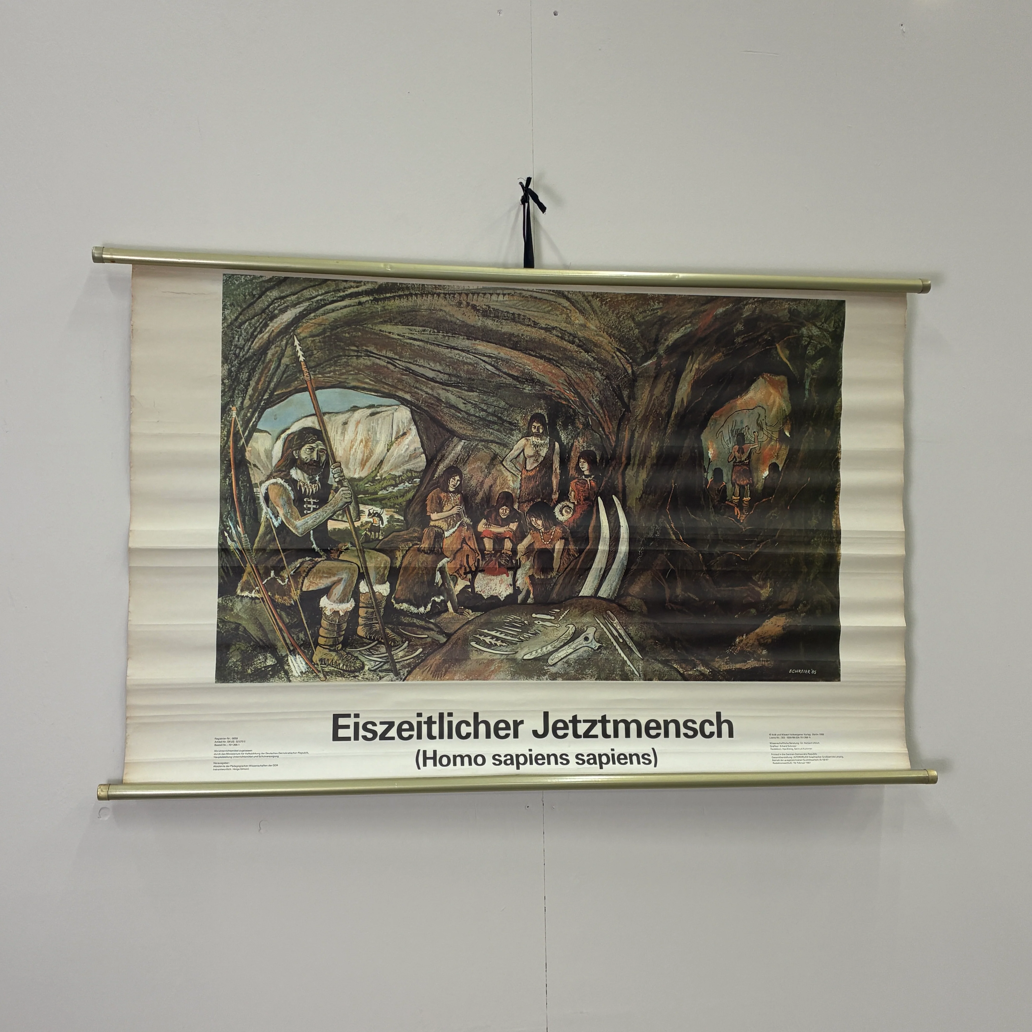 Vintage Schulkarte Eiszeitlicher Jetztmensch Steinzeit Rollbild Lehrtafel DDR Wanddeko