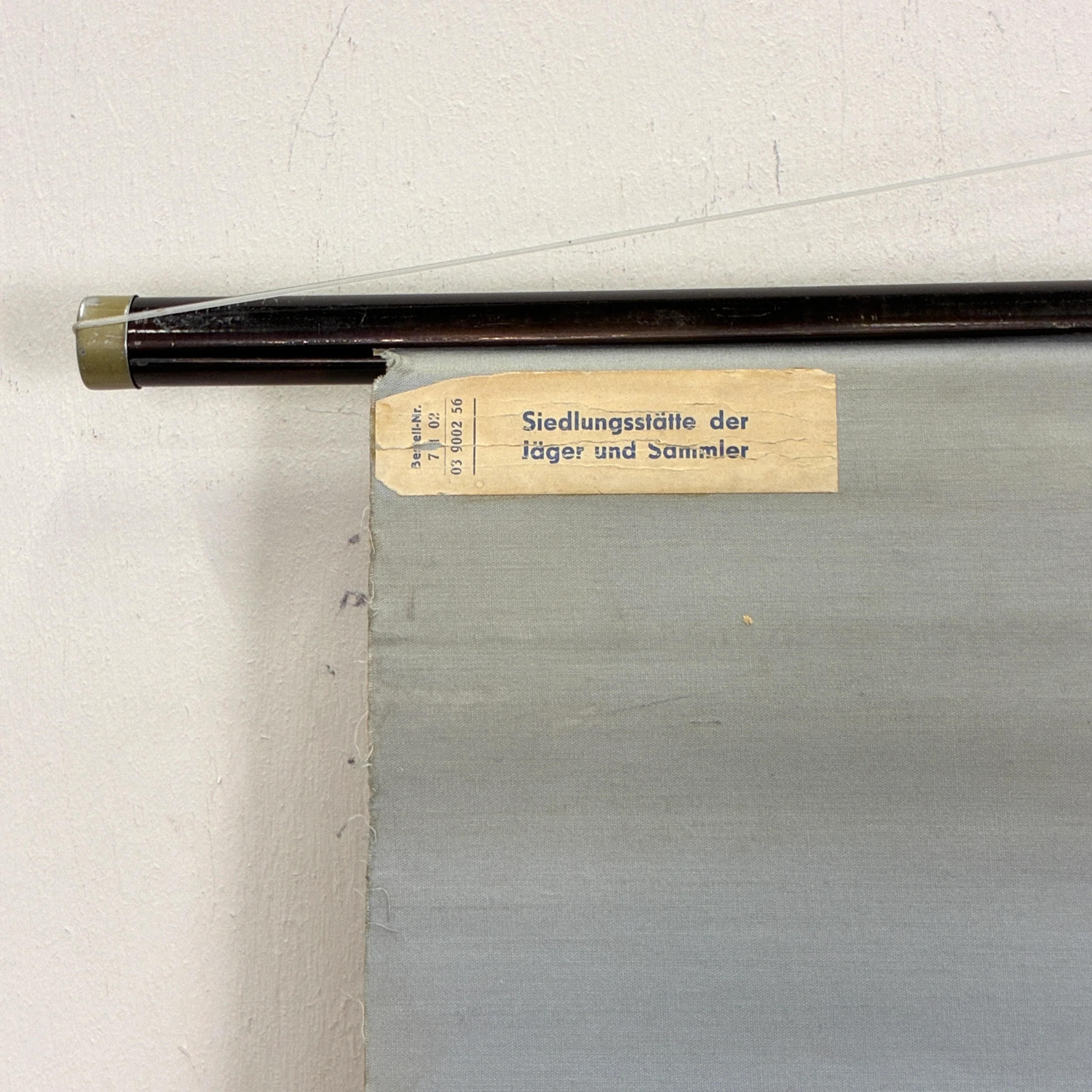 Vintage Schulwandkarte „Siedlungsstätte der Jäger und Sammler“ – Rollbild Lehrtafel Wanddeko - Image 7