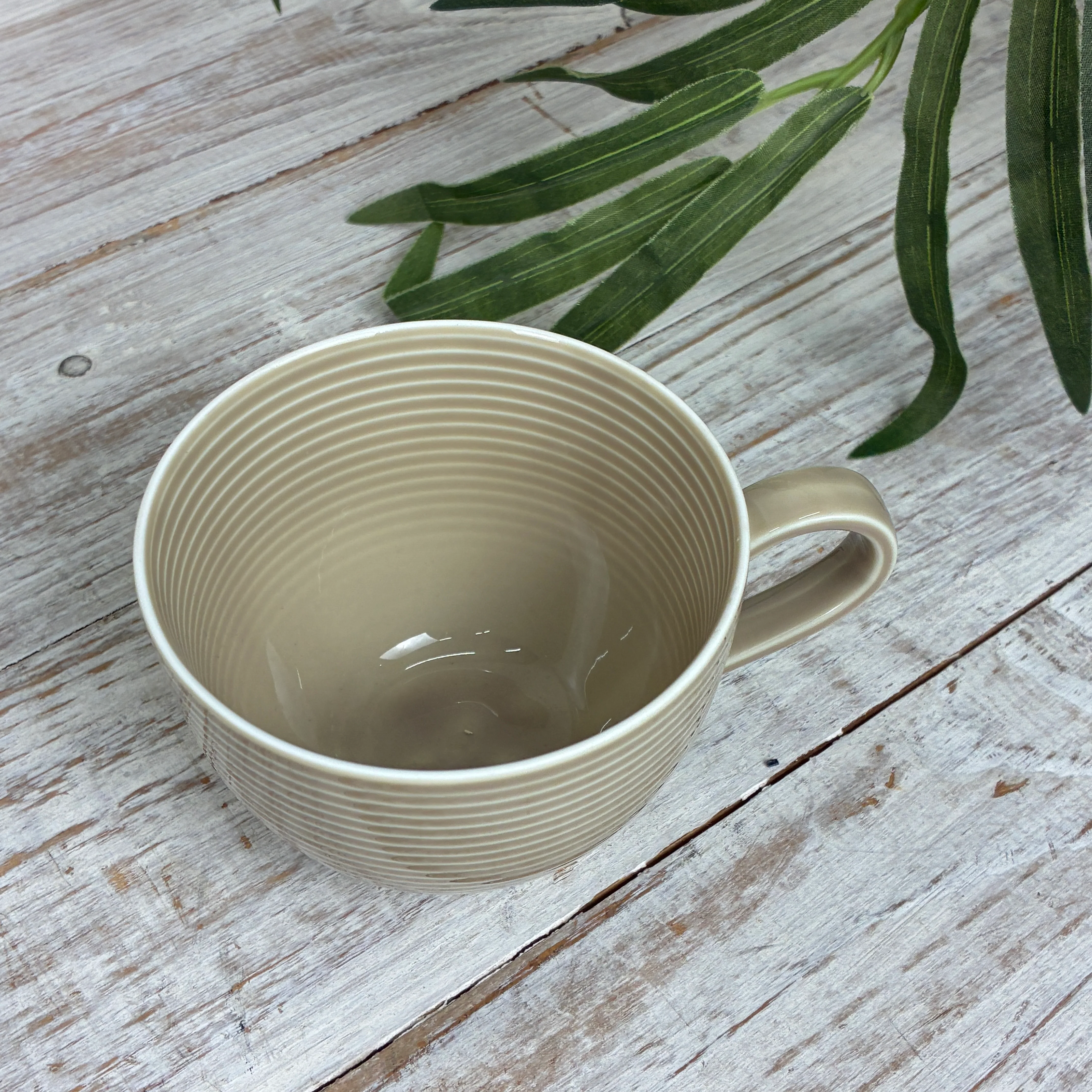Seltmann Weiden Beat Milchkaffeeobertasse 0,35l mit Relief Color Glaze Sandbeige - Image 3