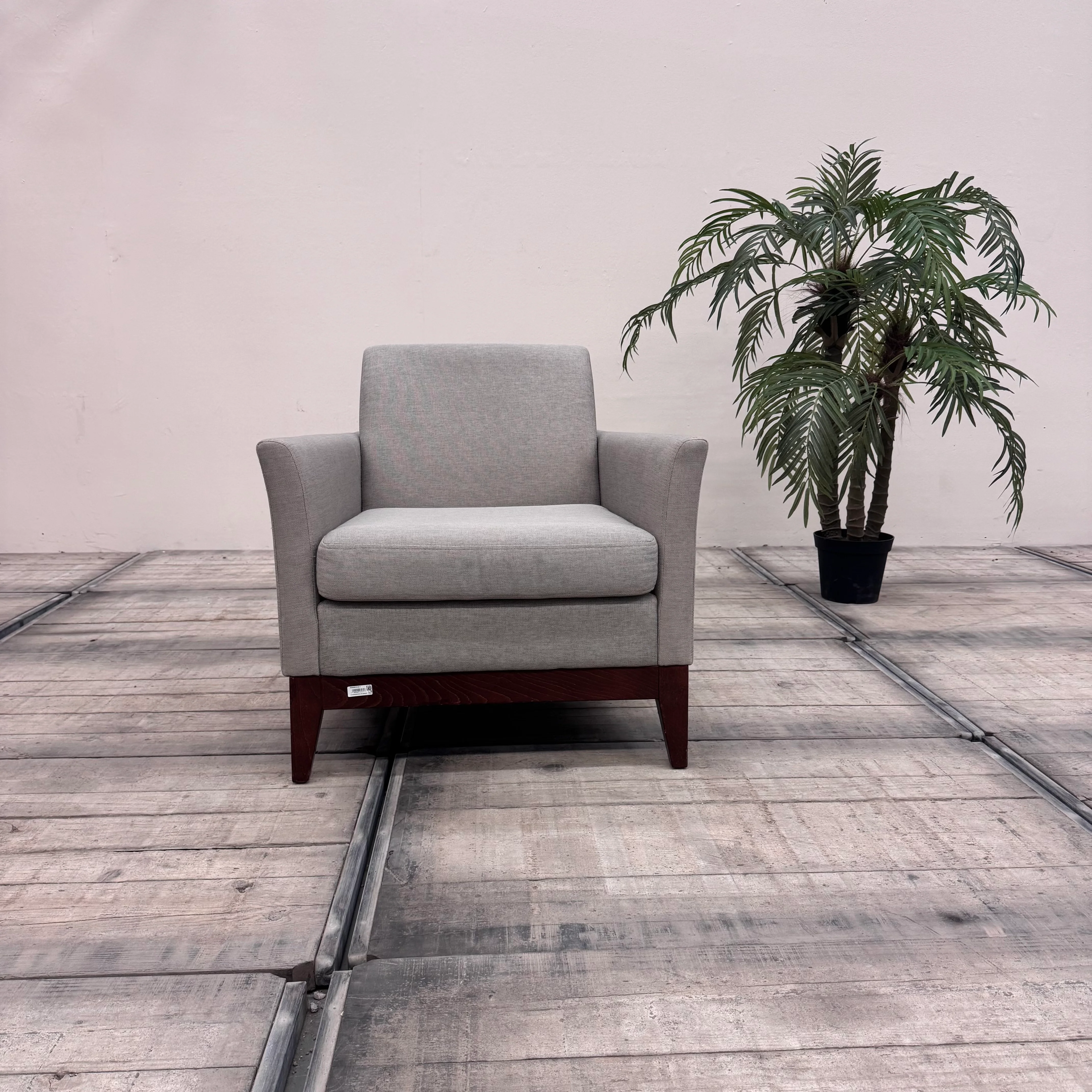 Loungesessel Grau meliert Holzfüße Sessel Gebraucht - Image 6