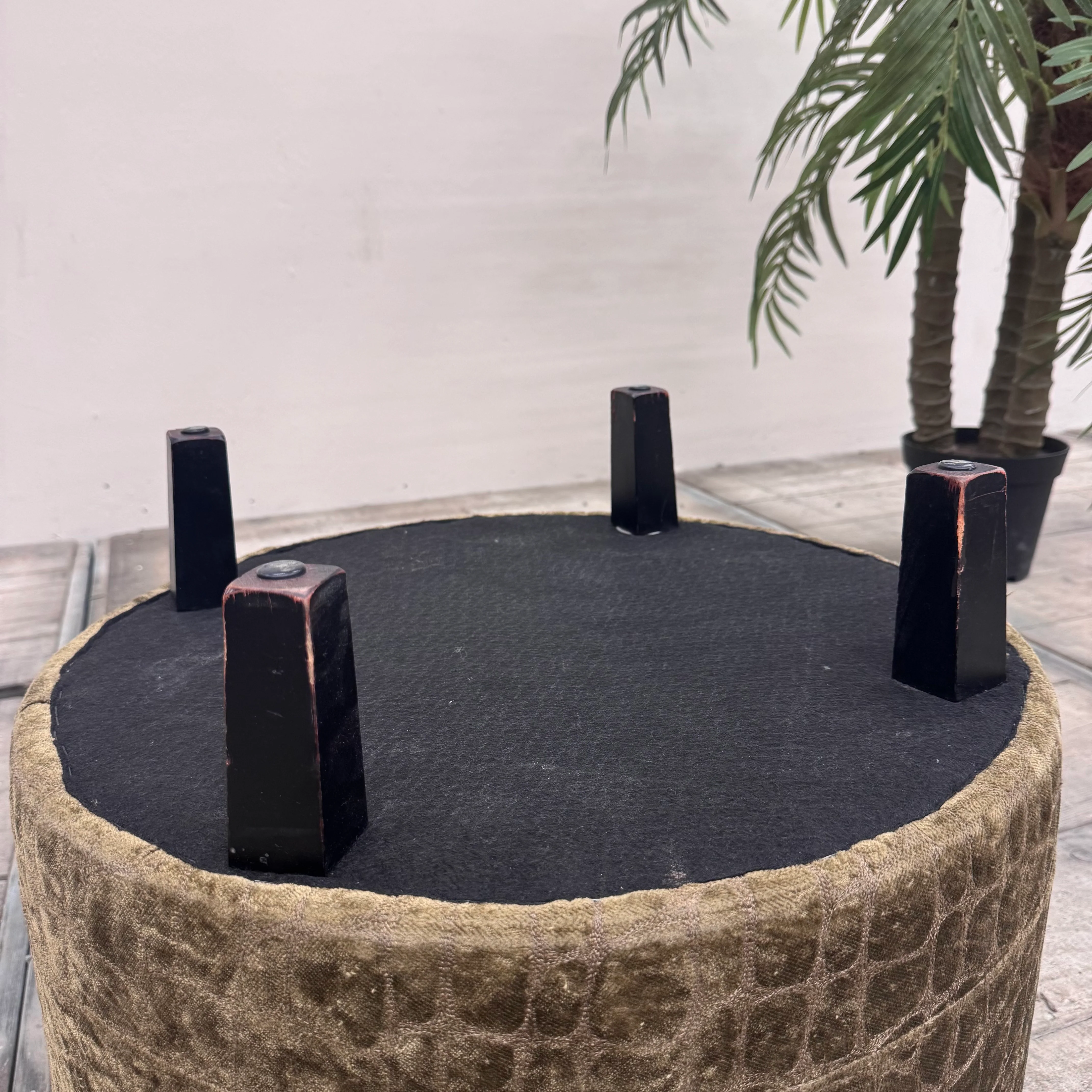 Sitzhocker Grün Reptilienmuster Gepolstert Rund Hocker Gebraucht - Image 6