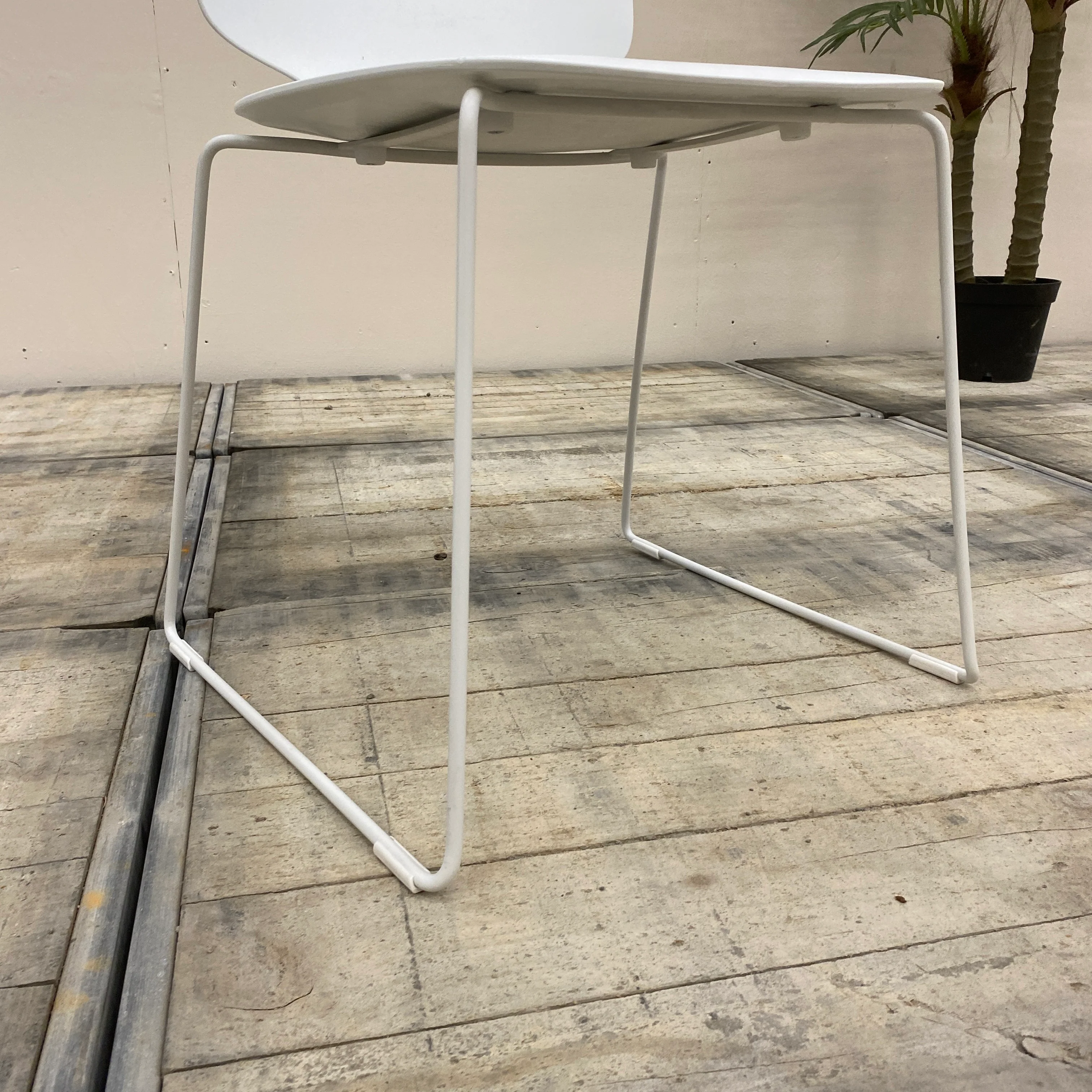 Pedrali Babila 2720 Stapelstuhl Kunststoff Stuhl gebraucht - Image 4