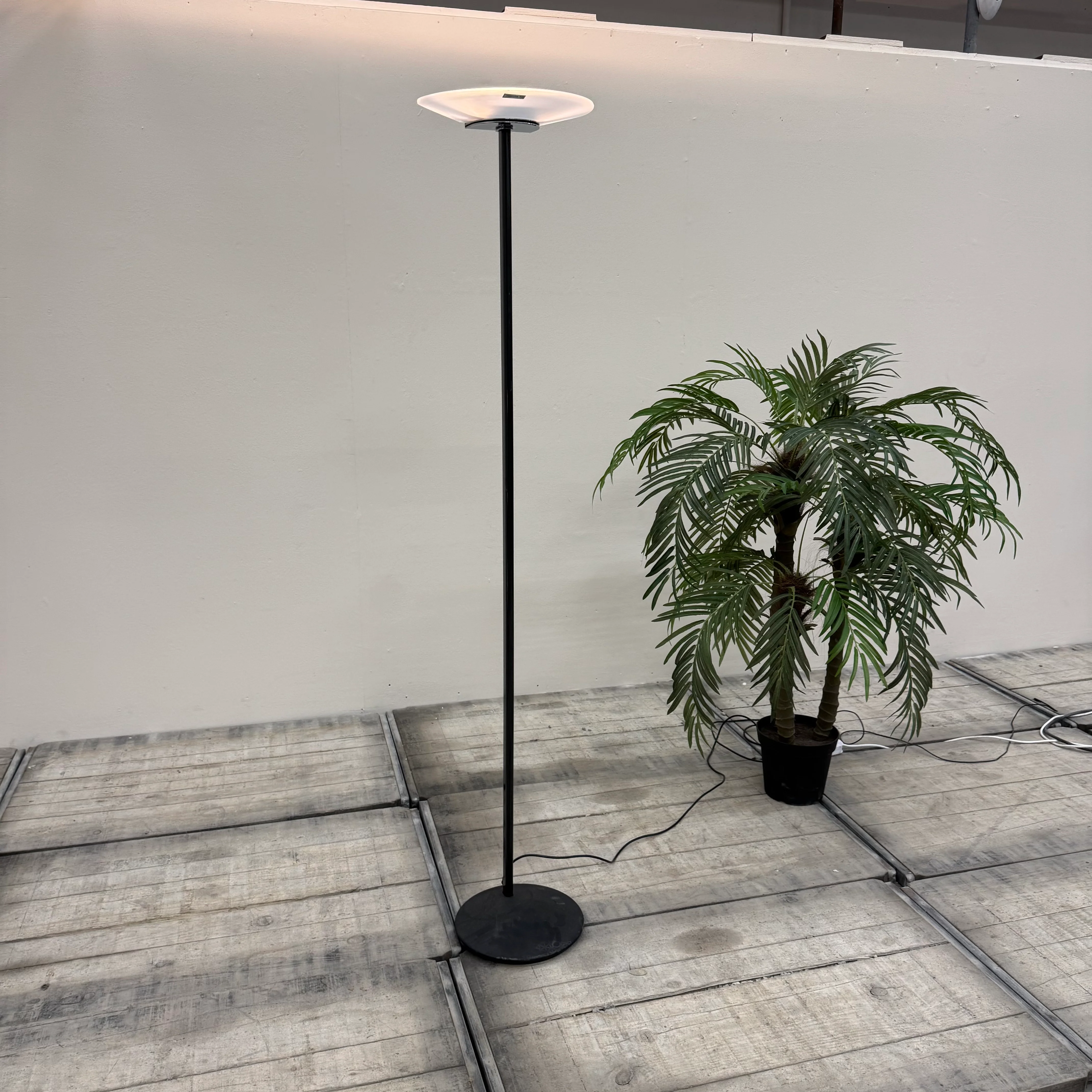 Metalarte Stehlampe Schwarz Design Lampe Gebraucht