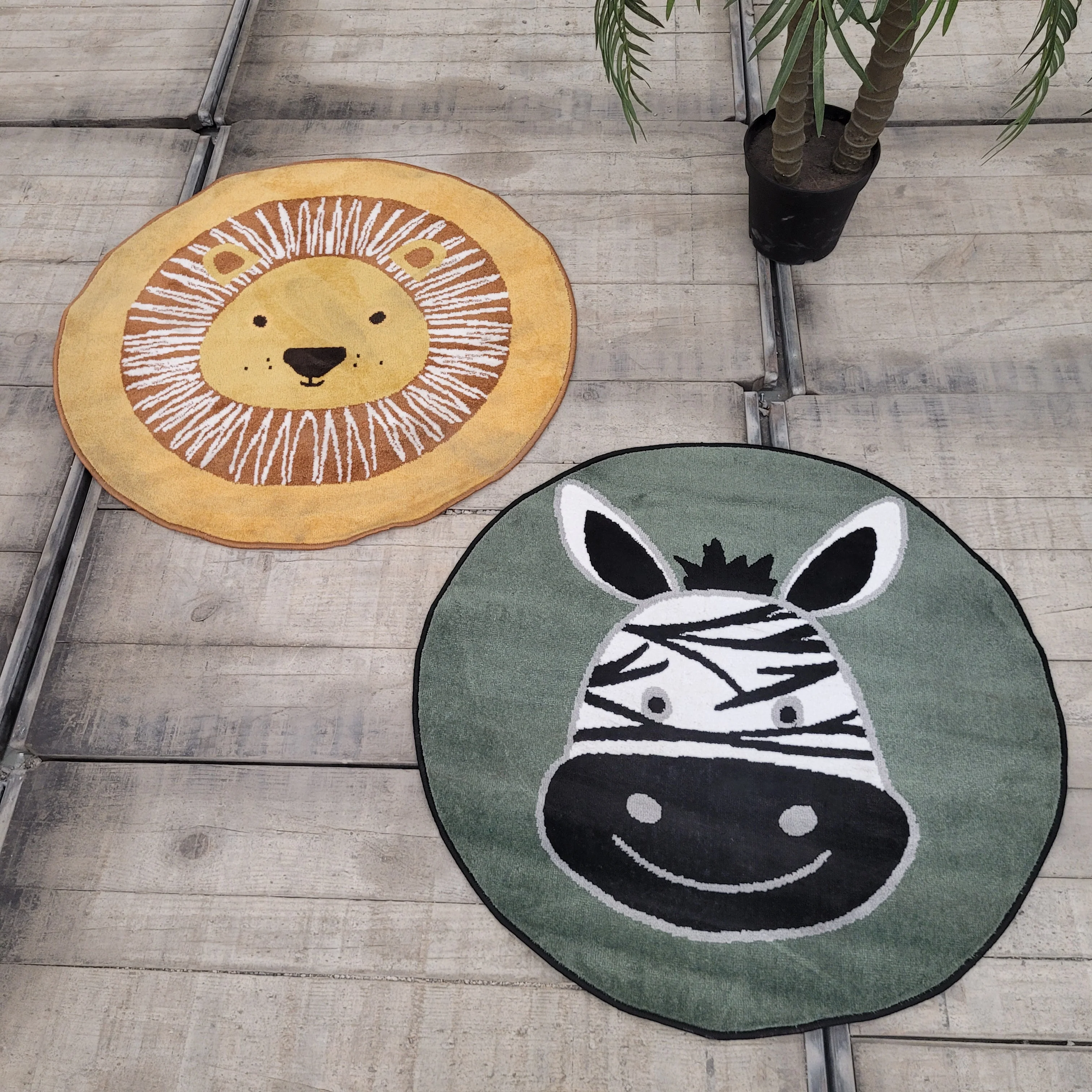 Kinderteppich 2er Set Rund Löwe Zebra Spielteppich Grün Gelb Neuwertig - Image 2