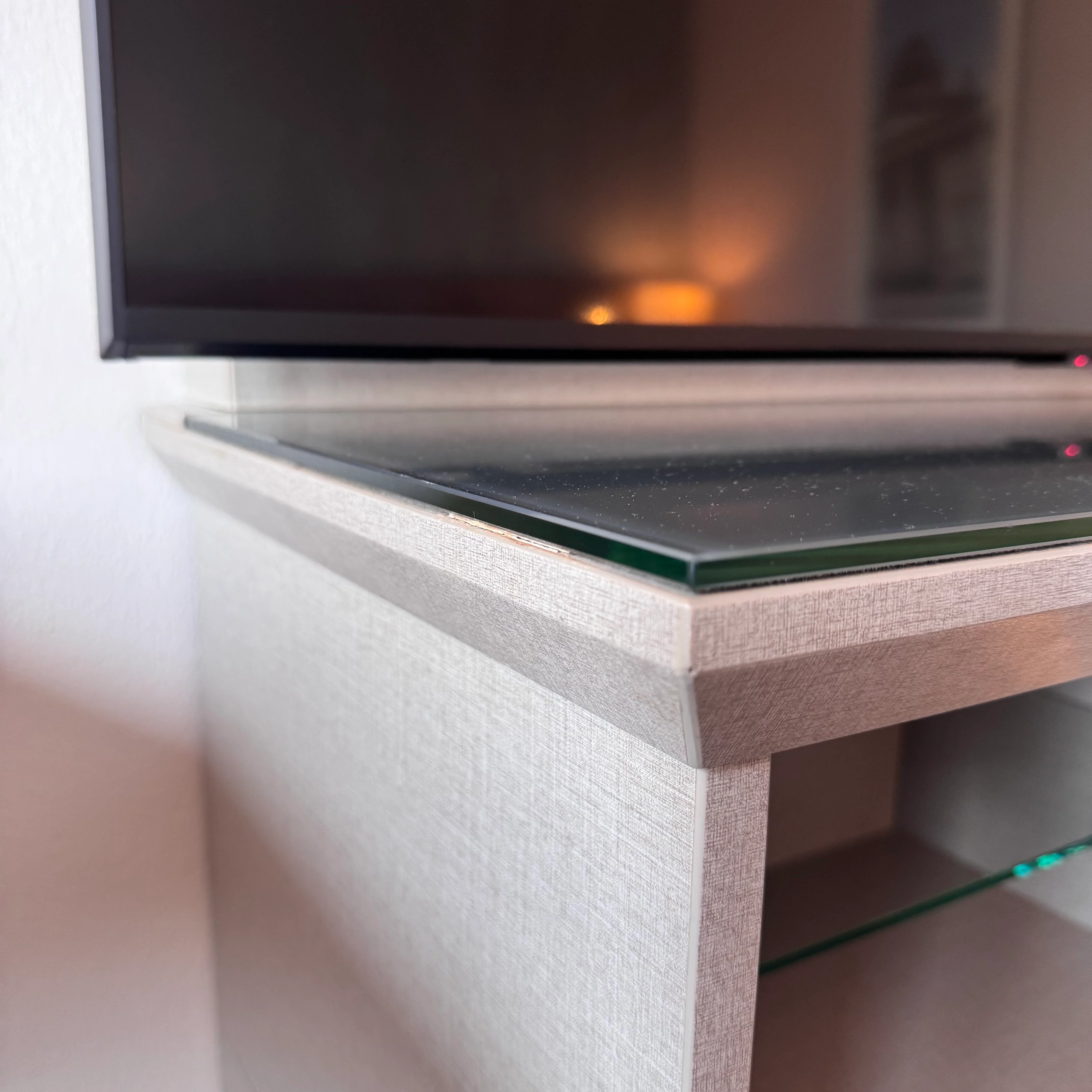 TV Lowboard grau Holz Glasplatte Schrank Kommode gebraucht - Image 11