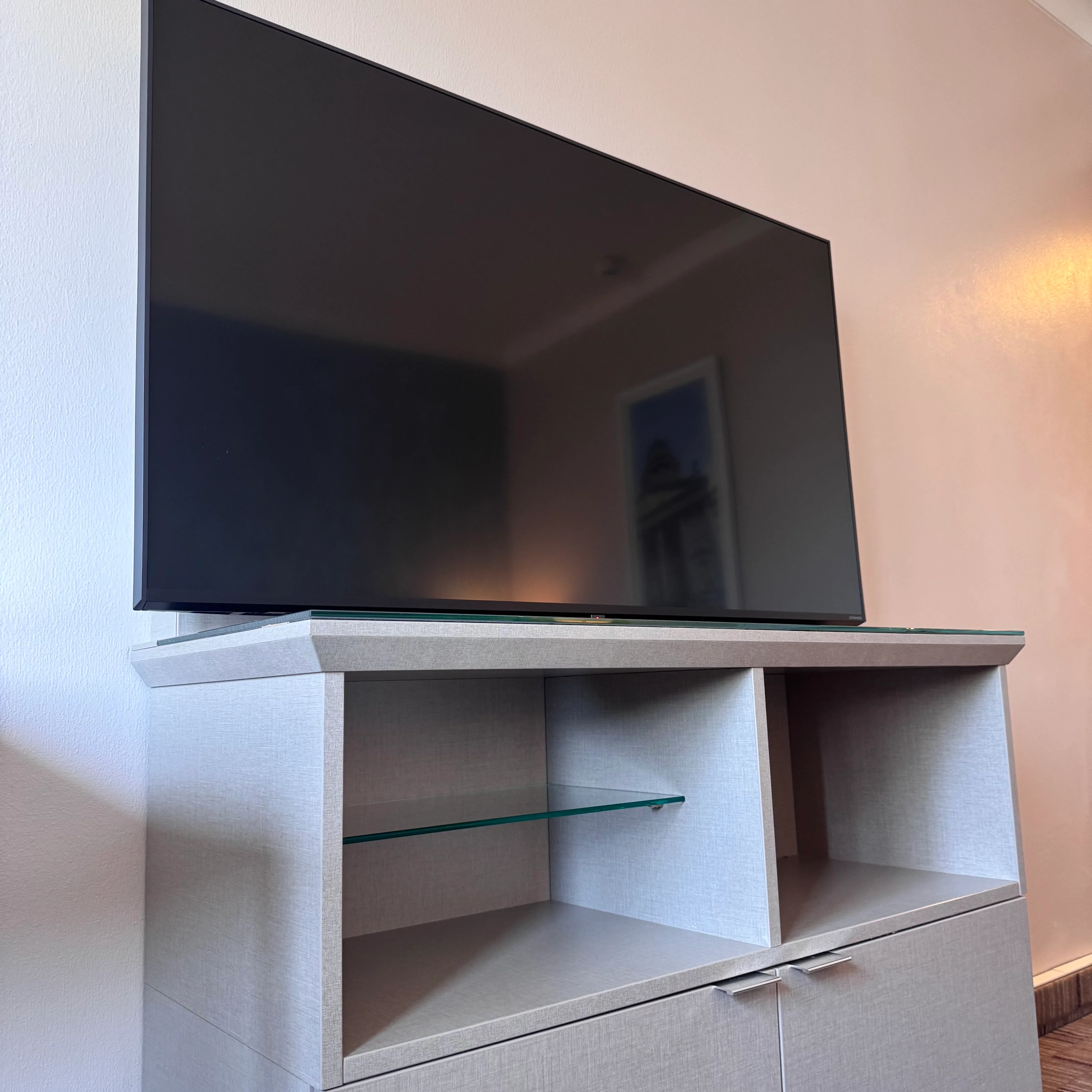 TV Lowboard grau Holz Glasplatte Schrank Kommode gebraucht - Image 5