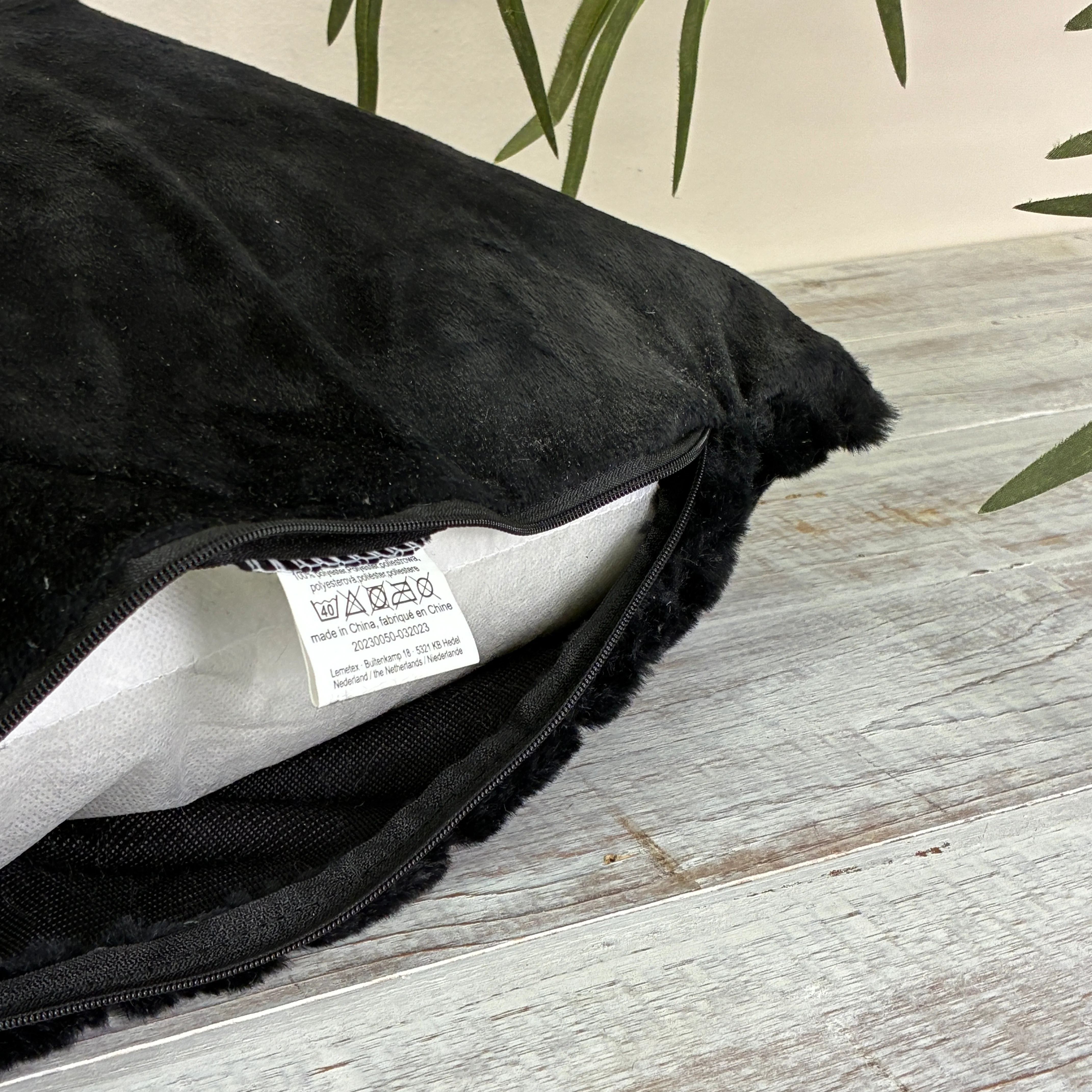 Unique Living Kissen Schwarz 45x45 Dekokissen Neuware - Image 6