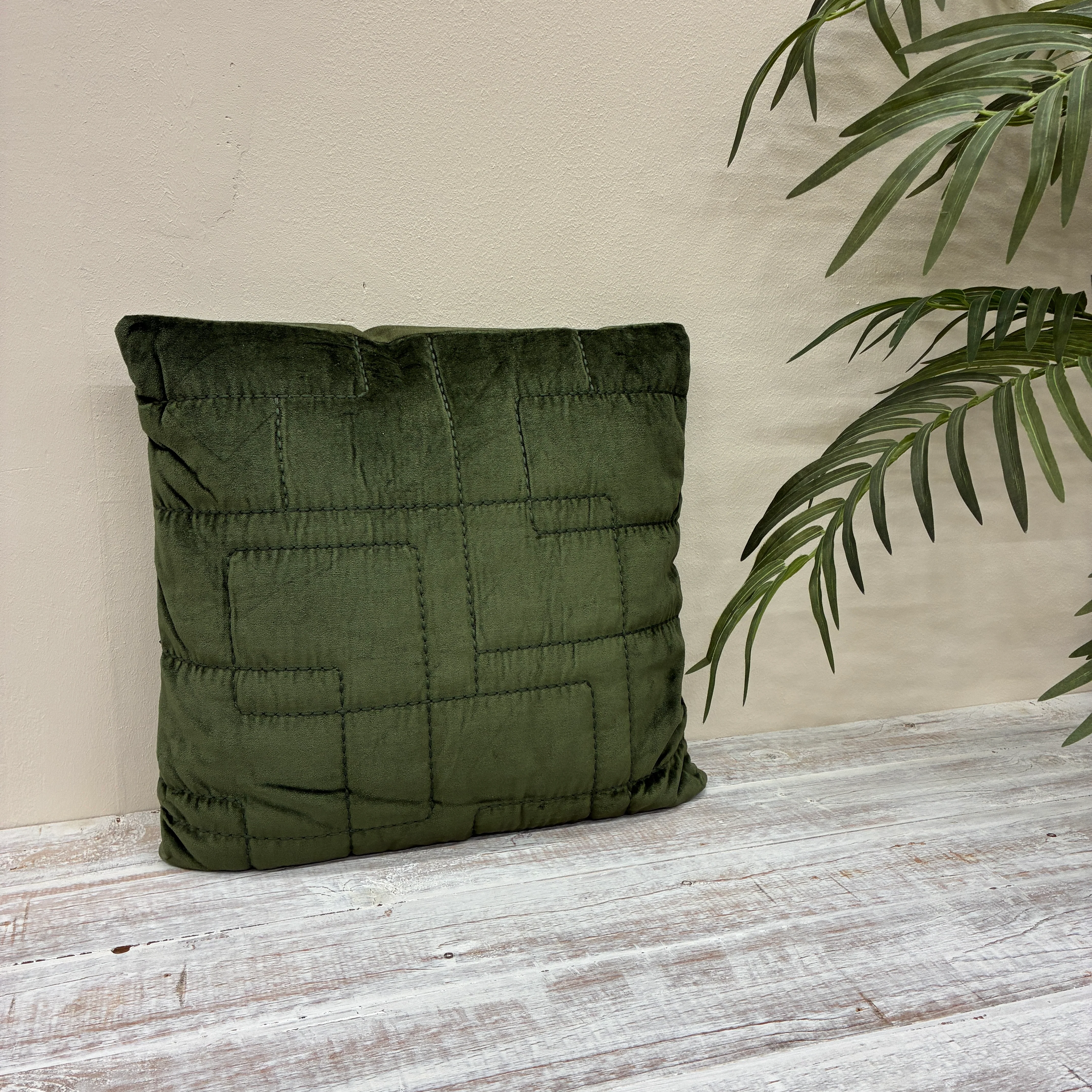Unique Living Nika Kissen dunkelgrün Stoff 45x45 Kissen Neuware - Image 10