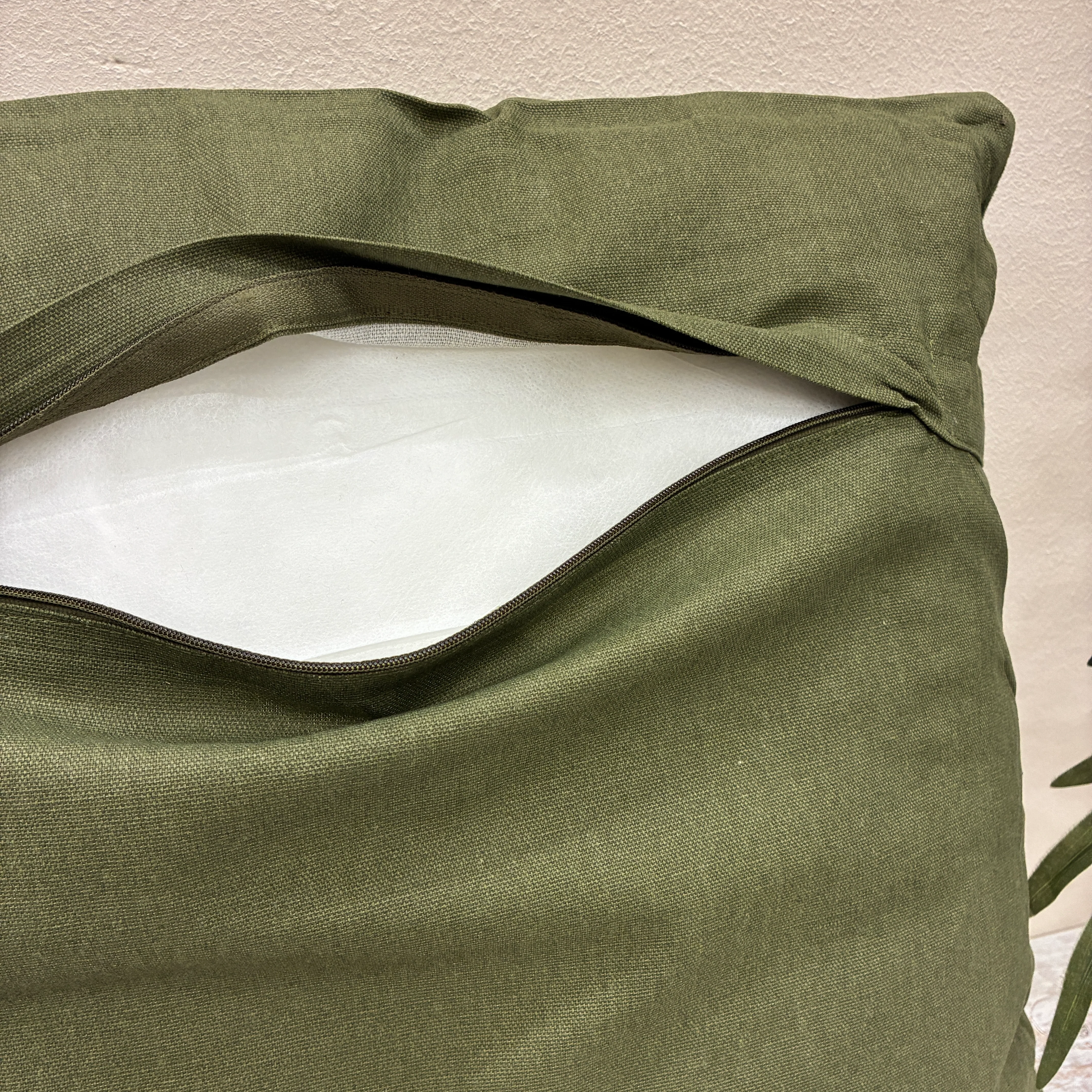 Unique Living Nika Kissen dunkelgrün Stoff 45x45 Kissen Neuware - Image 7