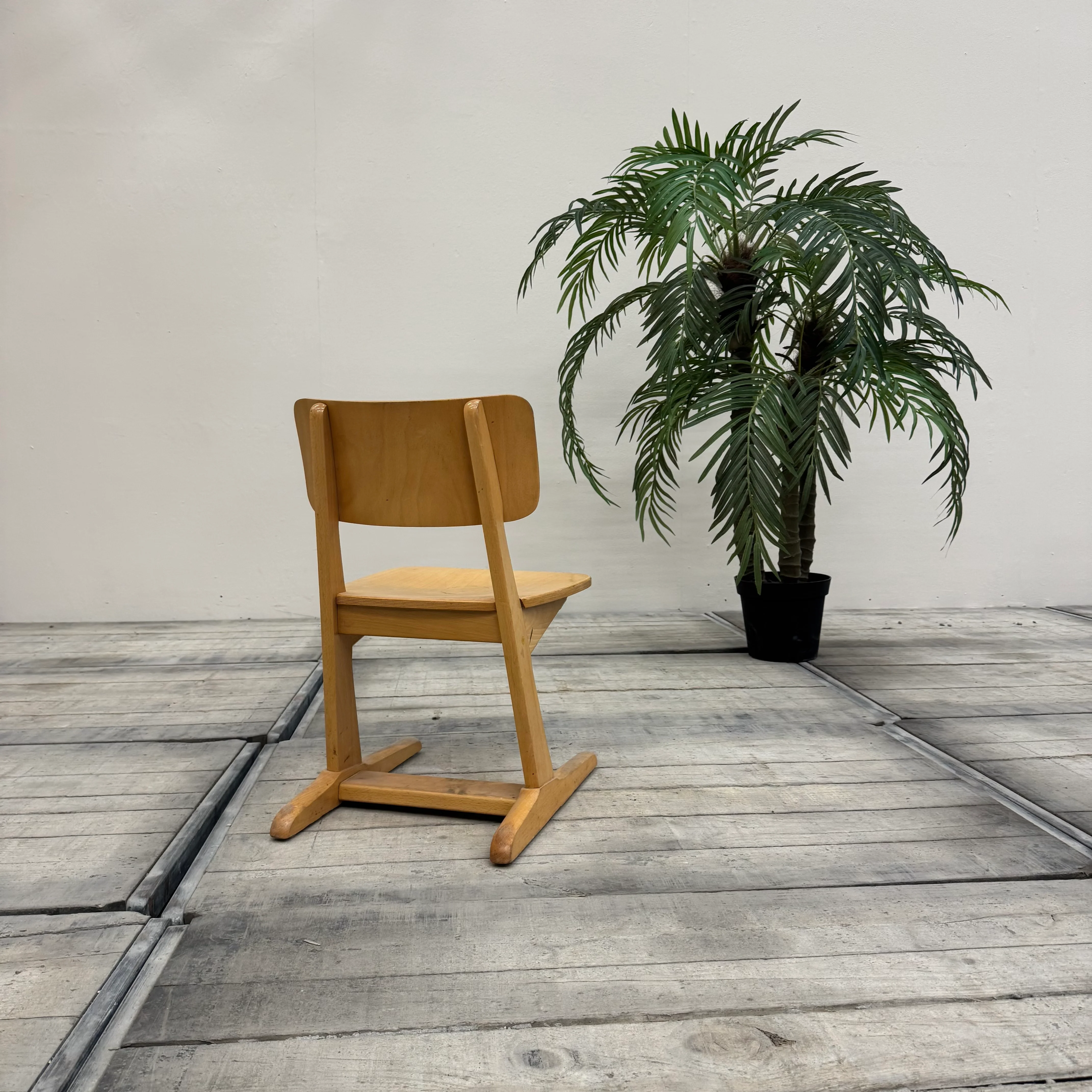Vintage Kinderstuhl braun Eiche Holz Stuhl Schule Gebraucht - Image 9